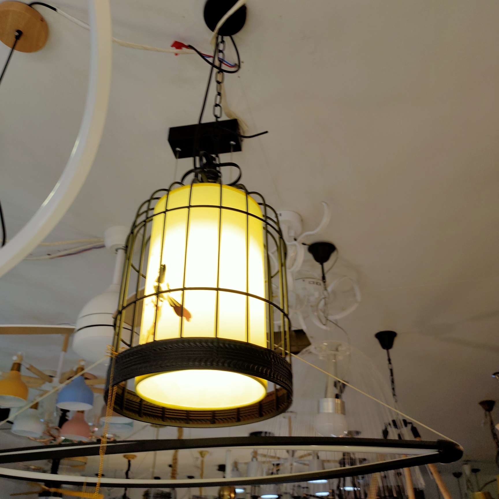 Retro, creative, personalized and warm bedroom lamps and living room lamps Item Picture