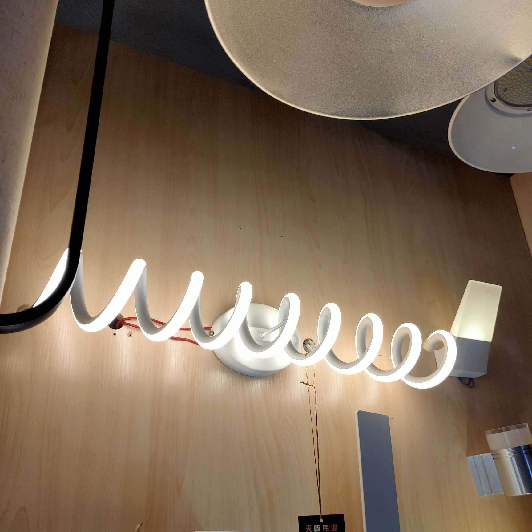 Modern and simple LED wall lamps, bedroom headboard, corridor, staircase, living room, roll-shaped wall lamps Item Picture