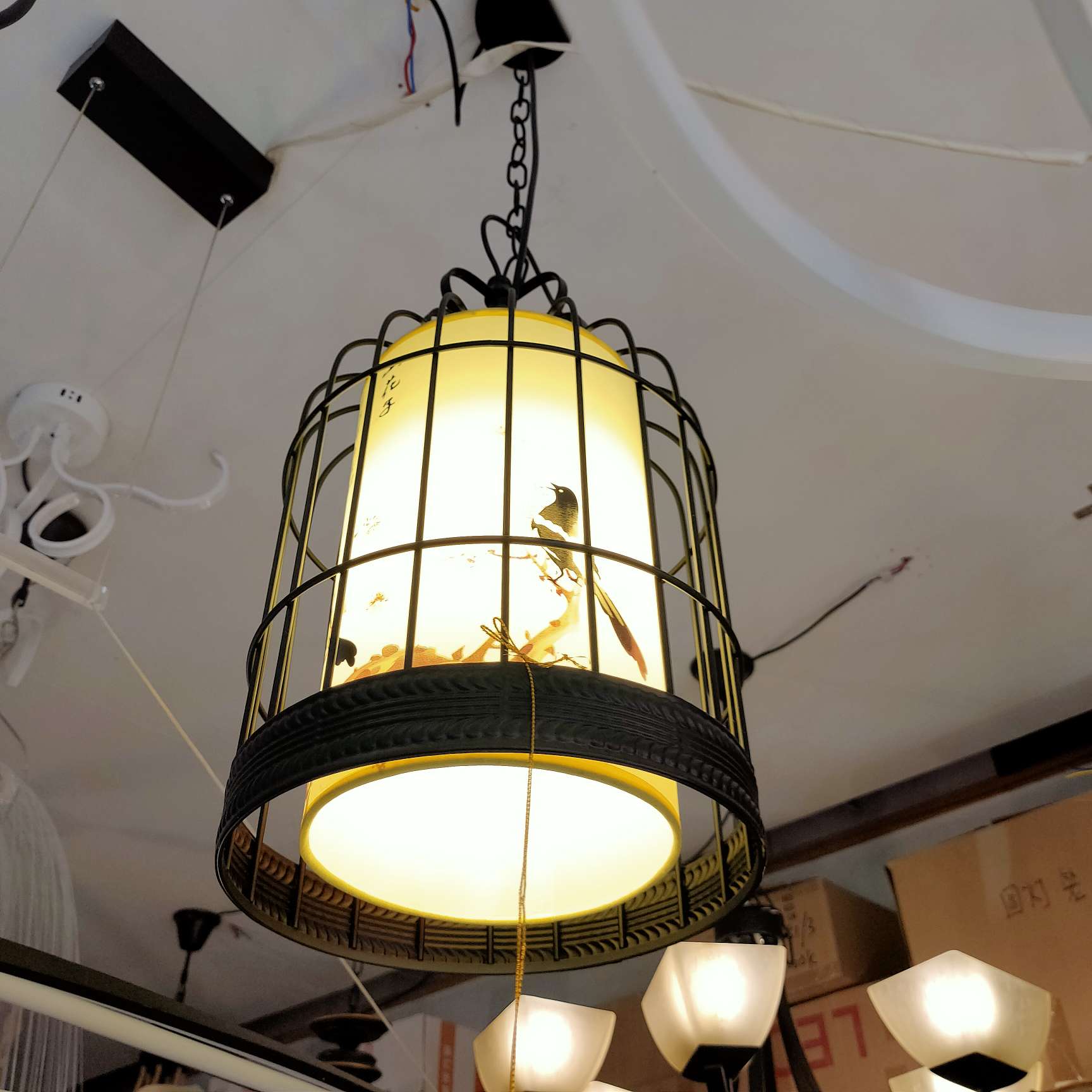 Retro, creative, personalized and warm bedroom lamps and living room lamps details Picture