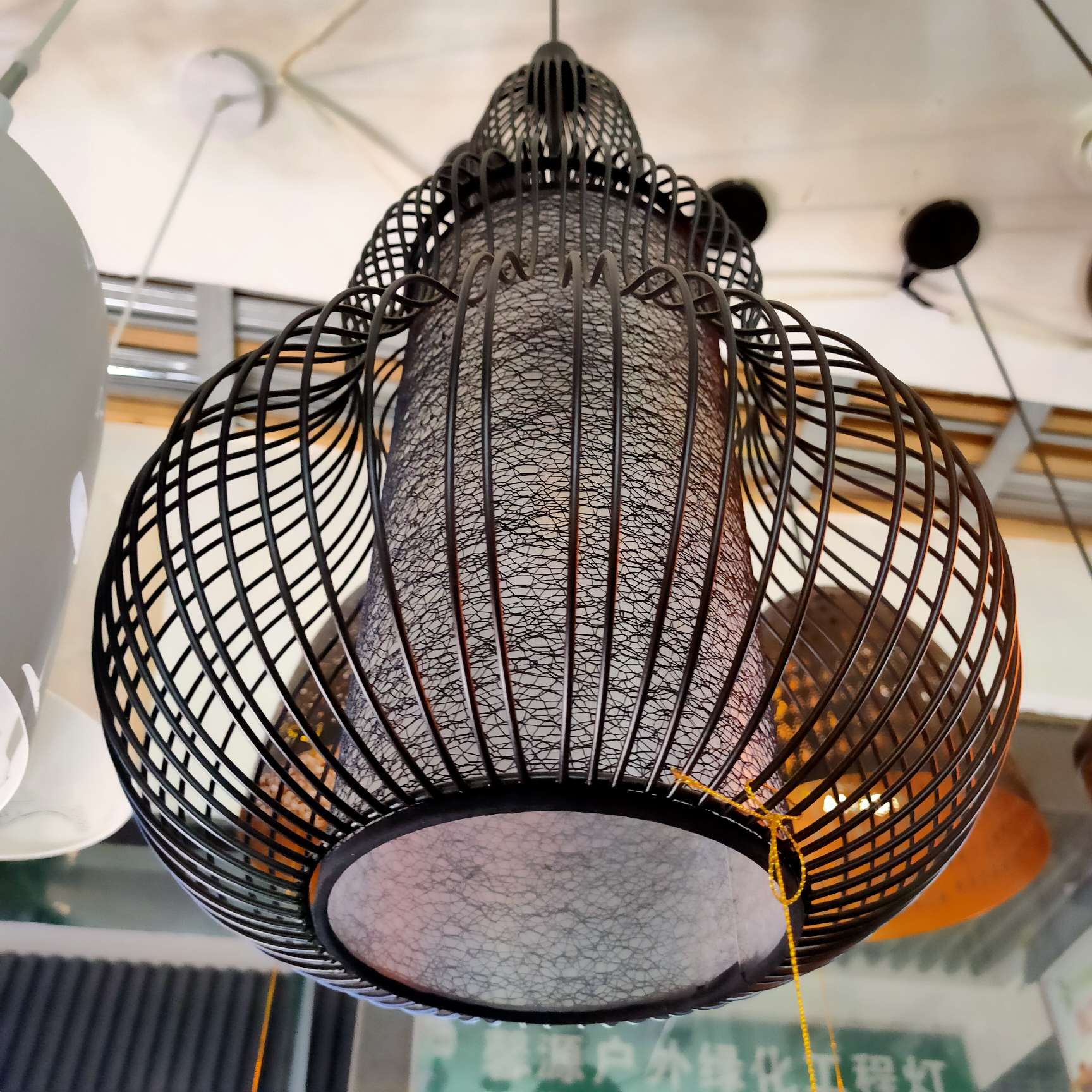 Postmodern, simple, creative, personalized, warm bedroom, dining room, gourd-shaped pendant lamp Specification image