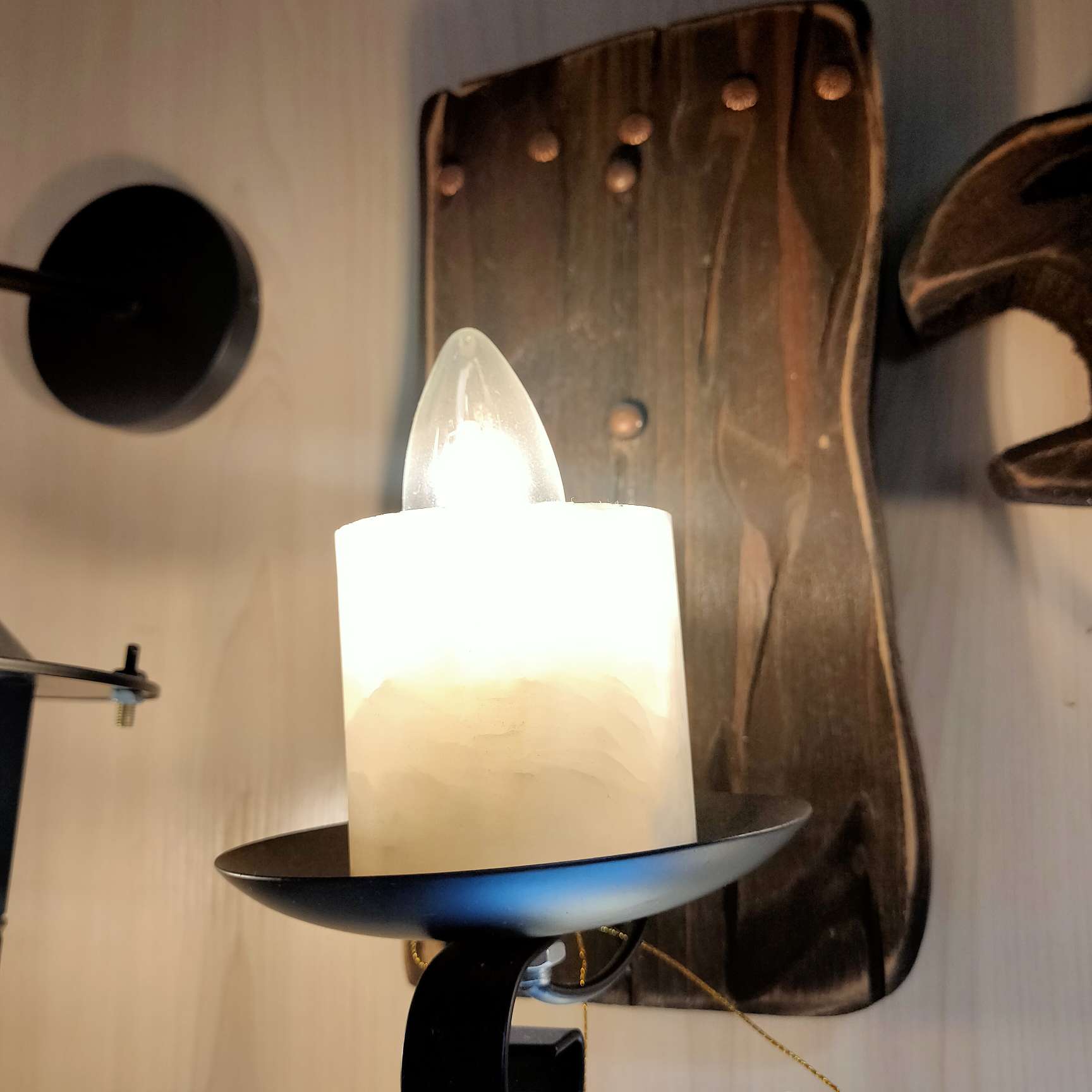 LED wall lamps, retro bedroom bedside, corridor, staircase, living room, candle wall lamps Item Picture