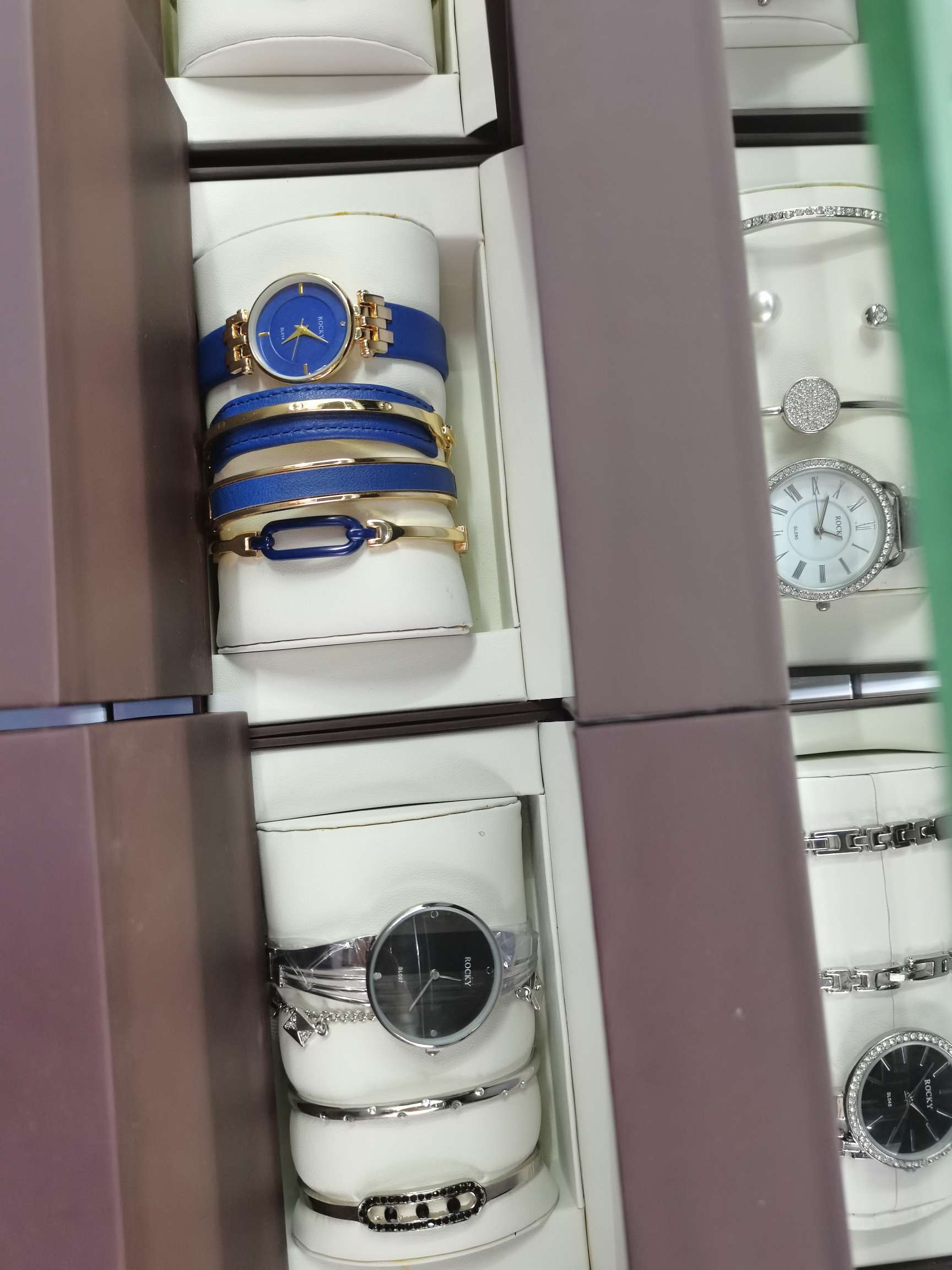 气质百搭手链套装表简约女士四件套装