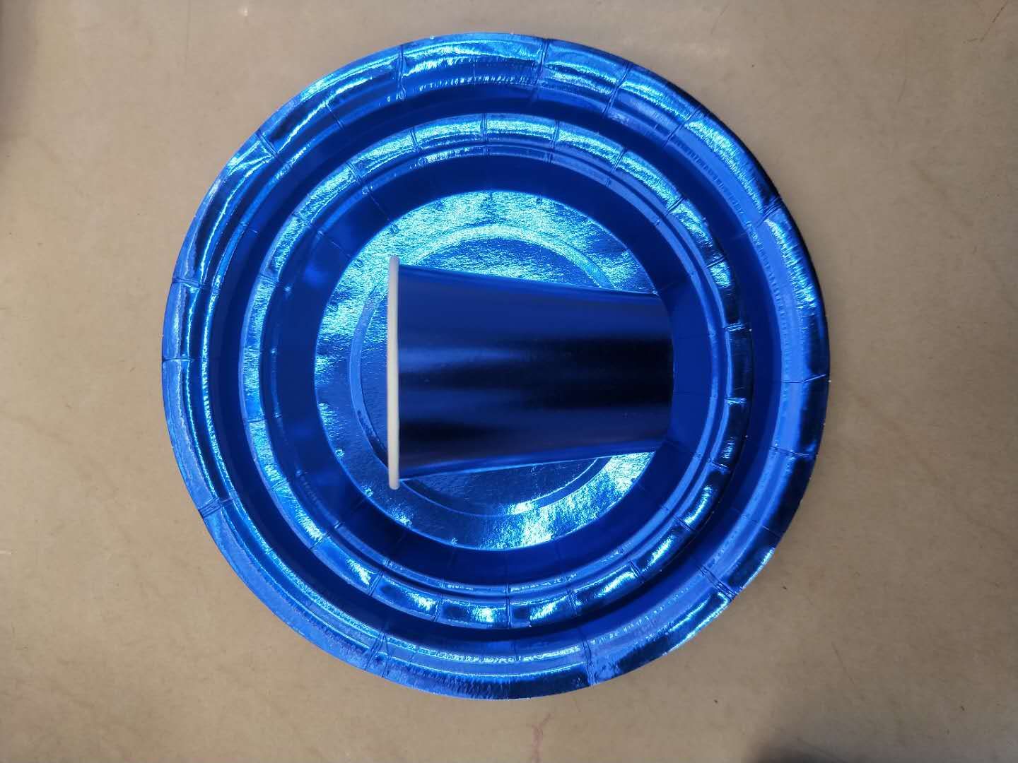 الأكواب الليزرية الكبيرة الحجم التي يقدمها المصنعون حسب الطلب في شكل أزواج من 10 بوصة، 10 P 9 بوصة، كأس 10P 10 بوصة undefined