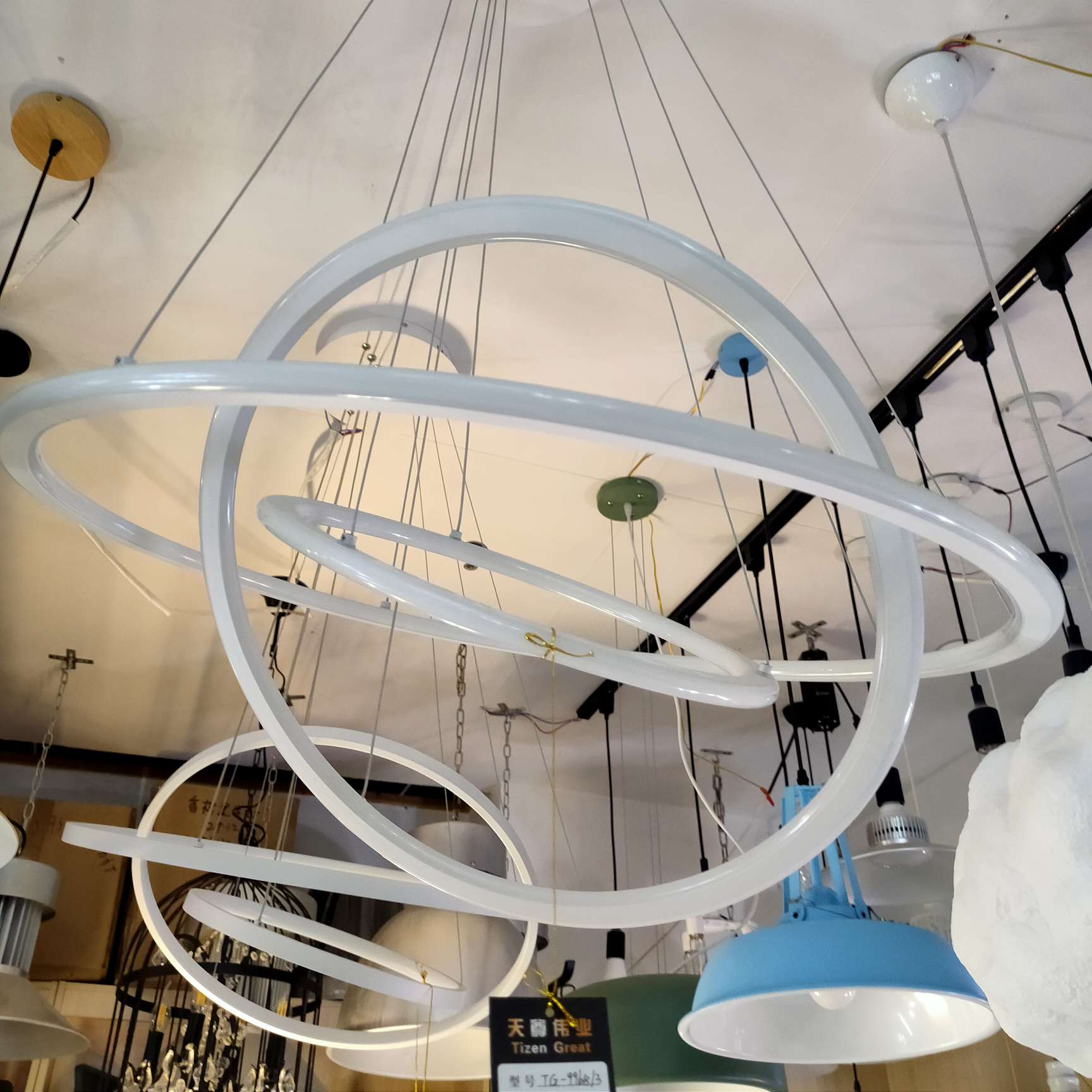 Nordic postmodern minimalist, creative and individual bedroom and living room circular pendant lamp undefined