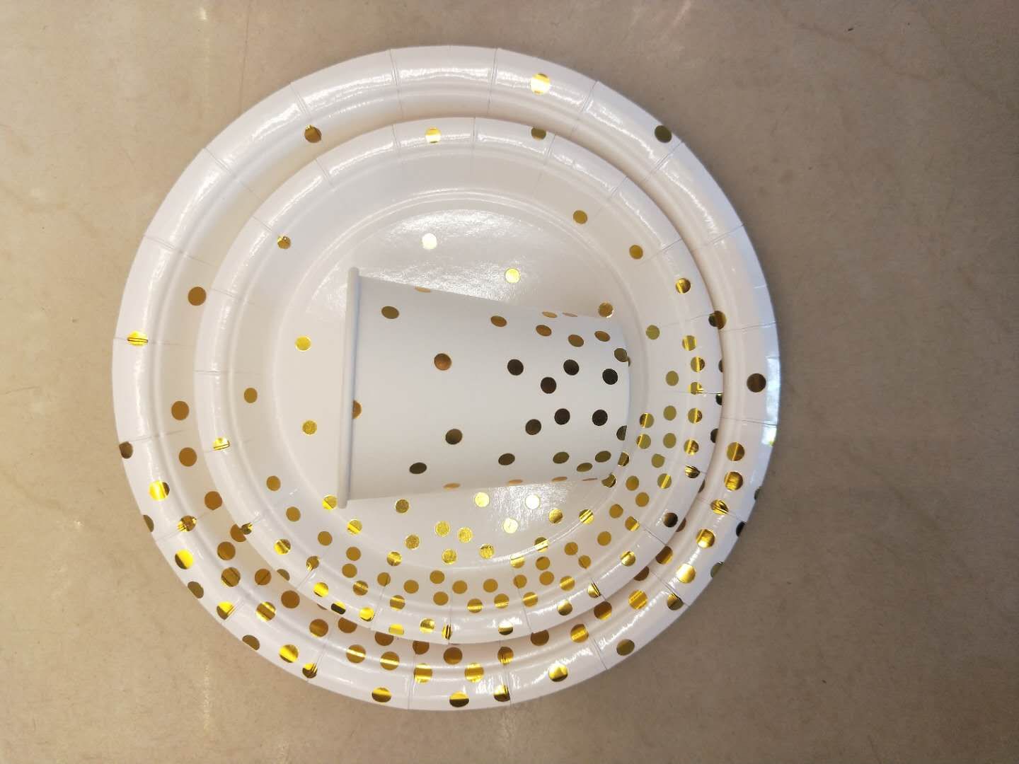 Birthday party Christmas theme Starry Sky gilded laser 7-inch and 9-inch paper cups can be customized. Factory wholesale. Large quantity discount combination set Specification image