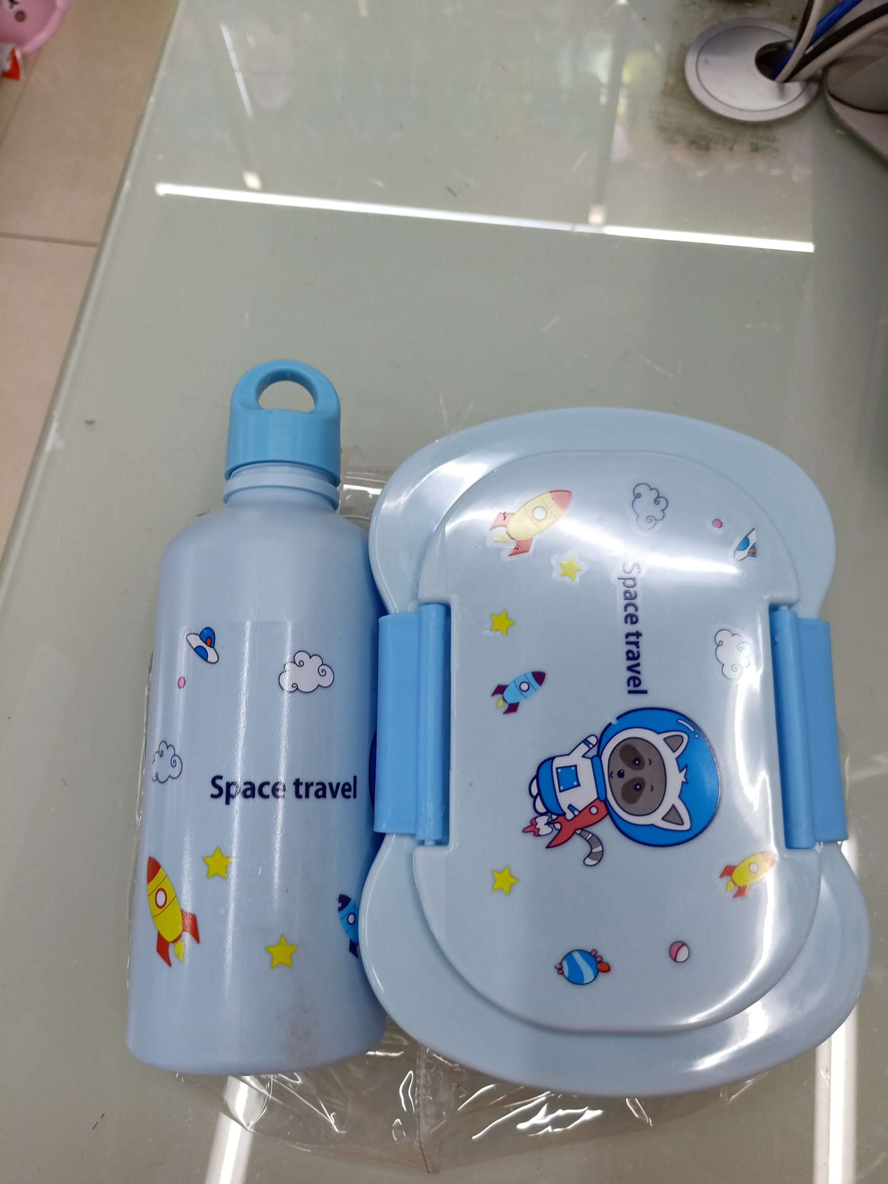 Cartoon lunch box with matching kettle, PVC package