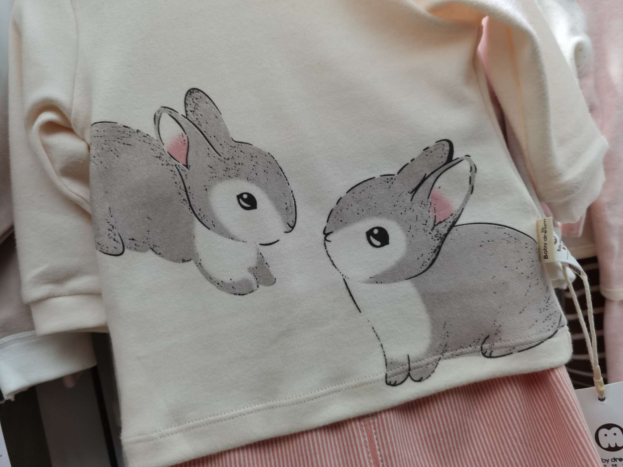 童装/套装细节图