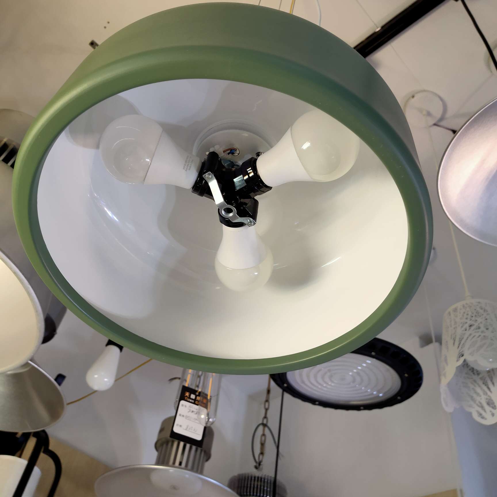 Nordic chandelier, postmodern, simple, creative and personalized chandelier Application Scenario