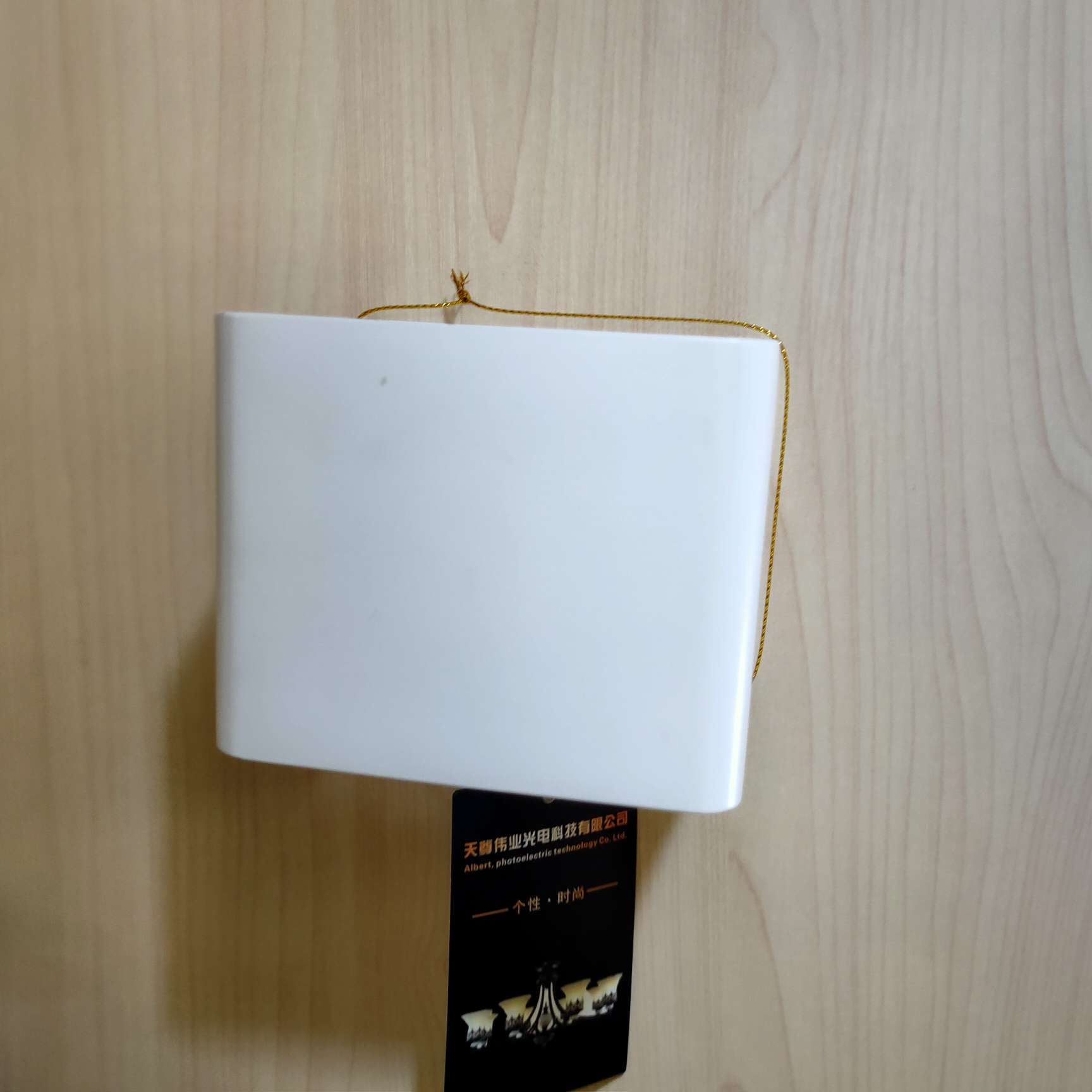 Modern and simple LED wall lamps, bedroom bedside, corridor, staircase, living room, square wall lamps details Picture