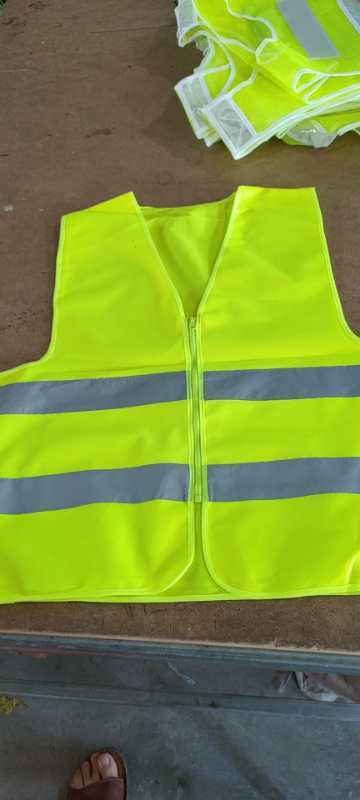 厂家直销品质优良各种款色反光衣。详情图9