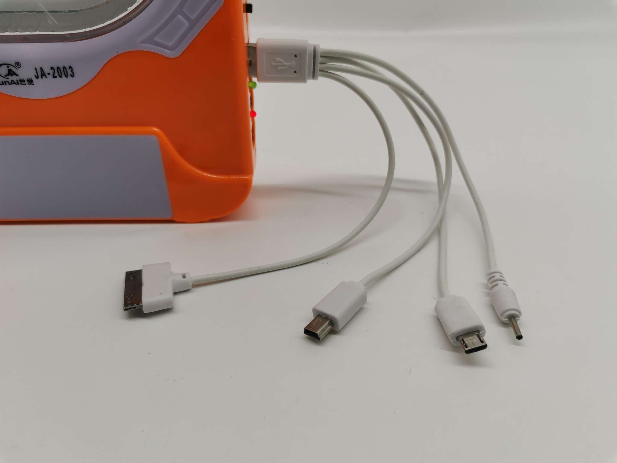 LED移动工作灯实物图