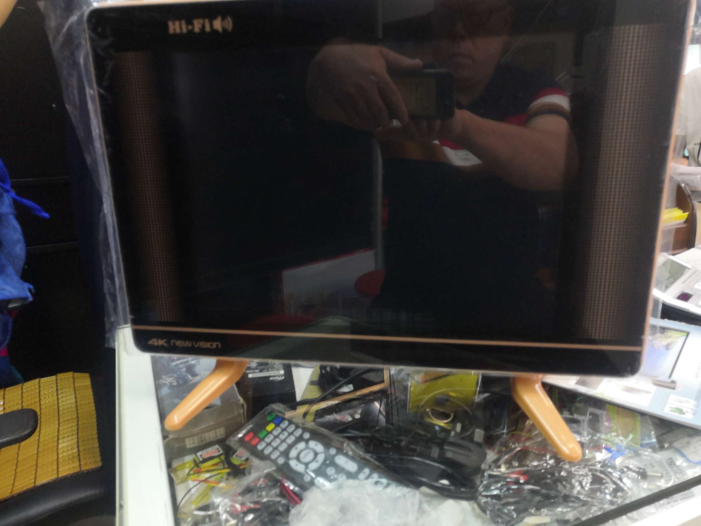 LCD TV 22 inches thumbnail