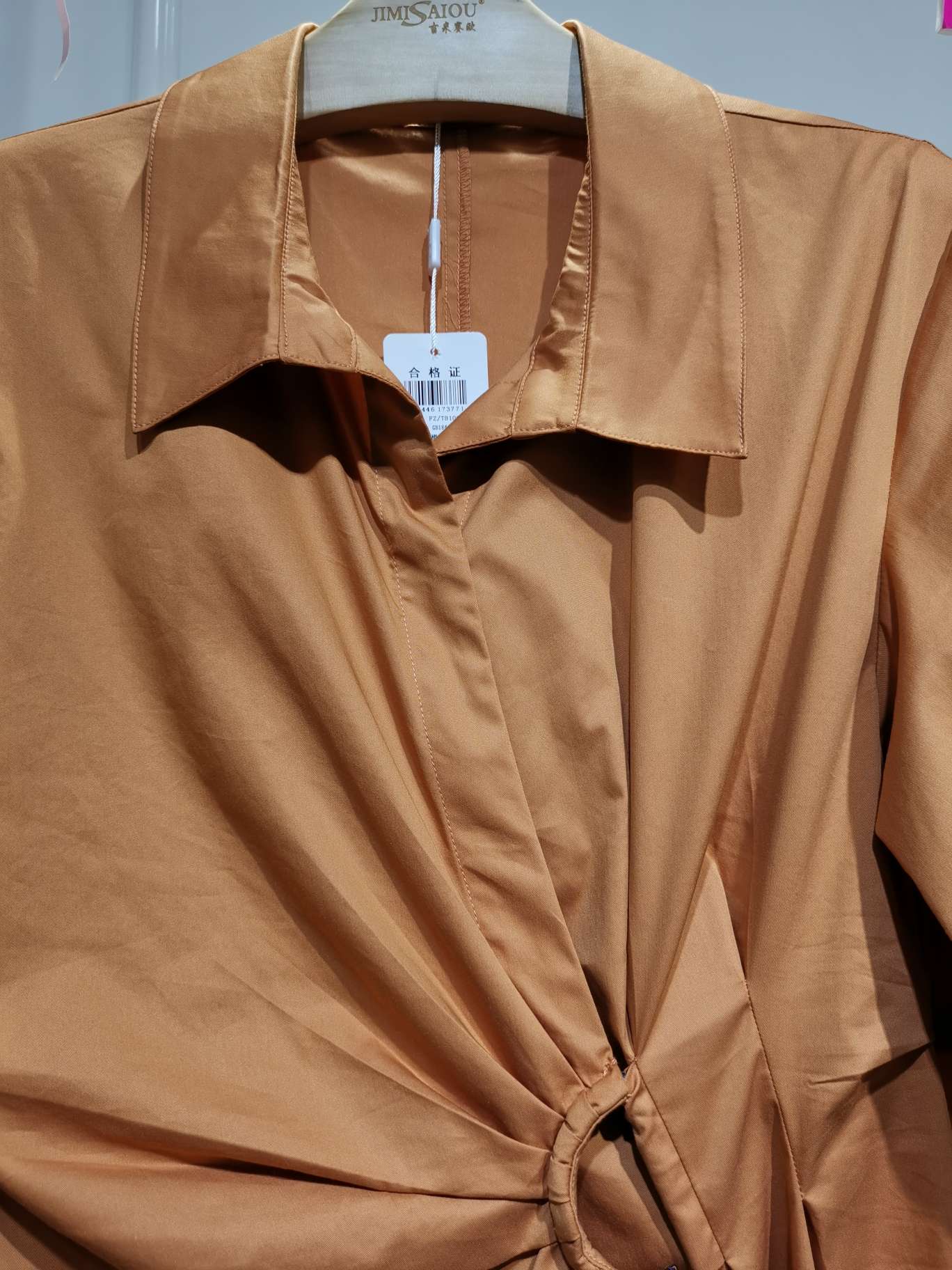 Orange lapel cinched waist fashionable mid-sleeved mid-length dress
