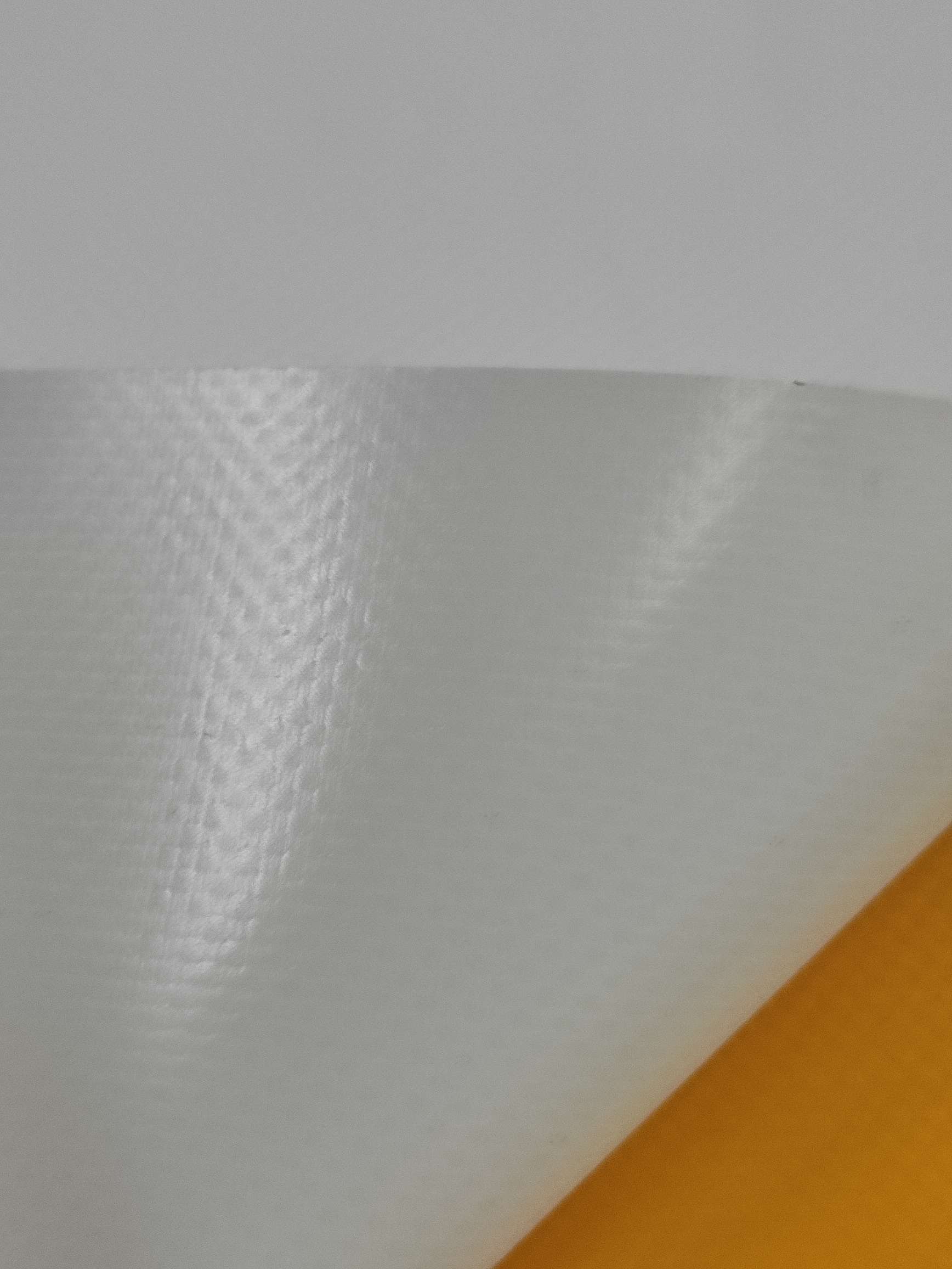 White mesh fabric 0.7 in large stock, high, medium and low grade leather fabric factory direct sales, hot-selling new style