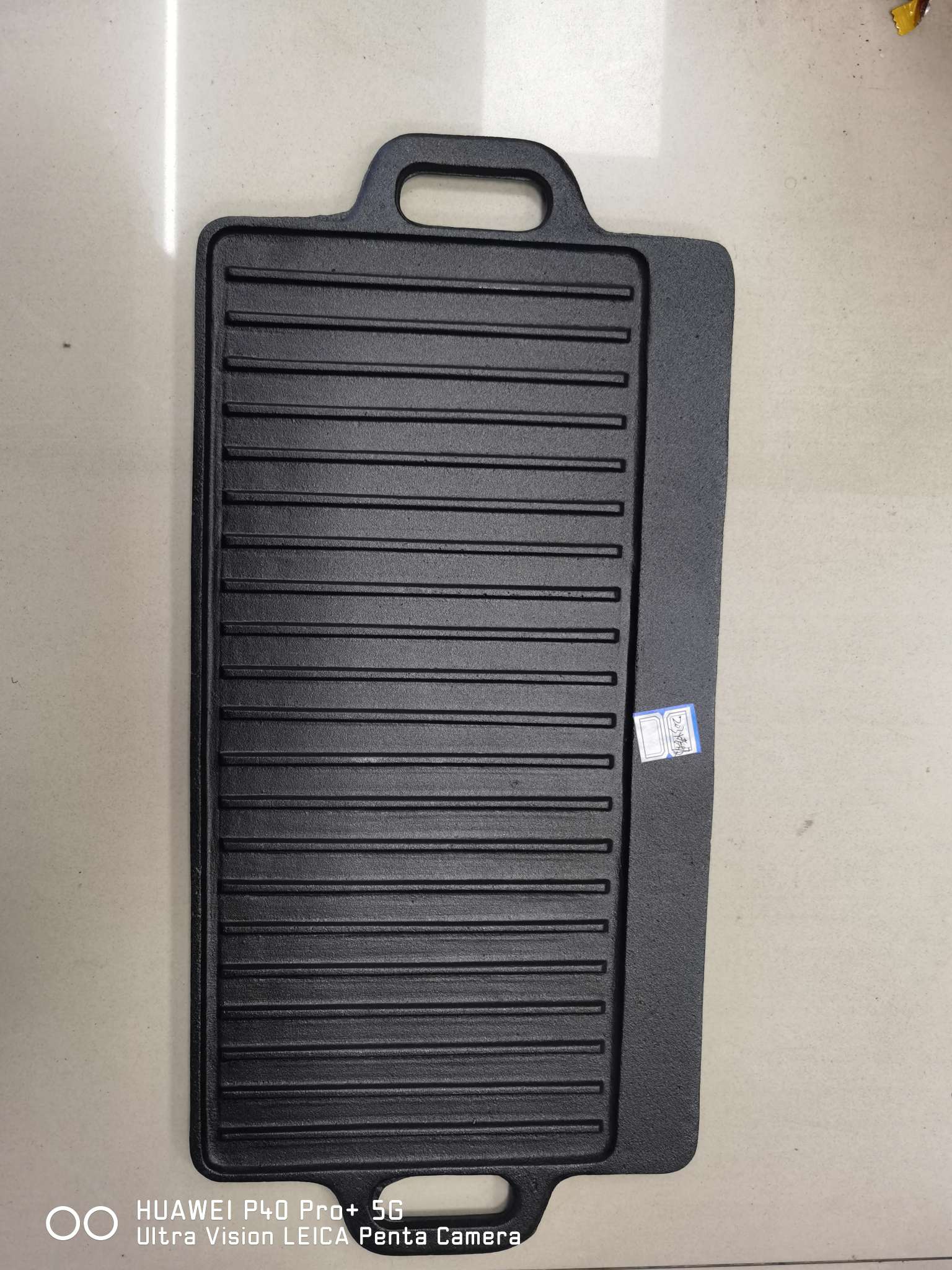 Cast iron rectangular barbecue grill