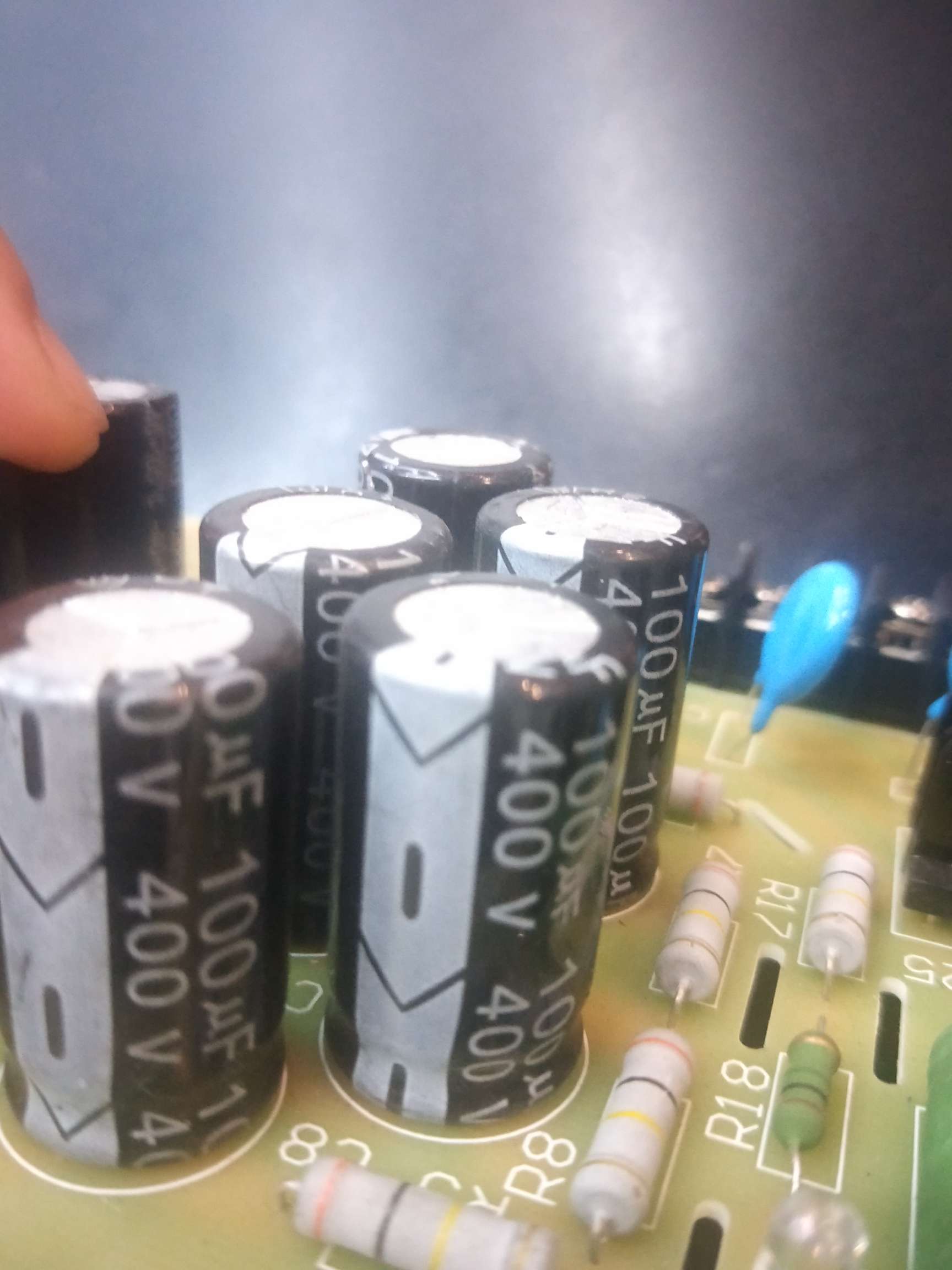 400v capacitor