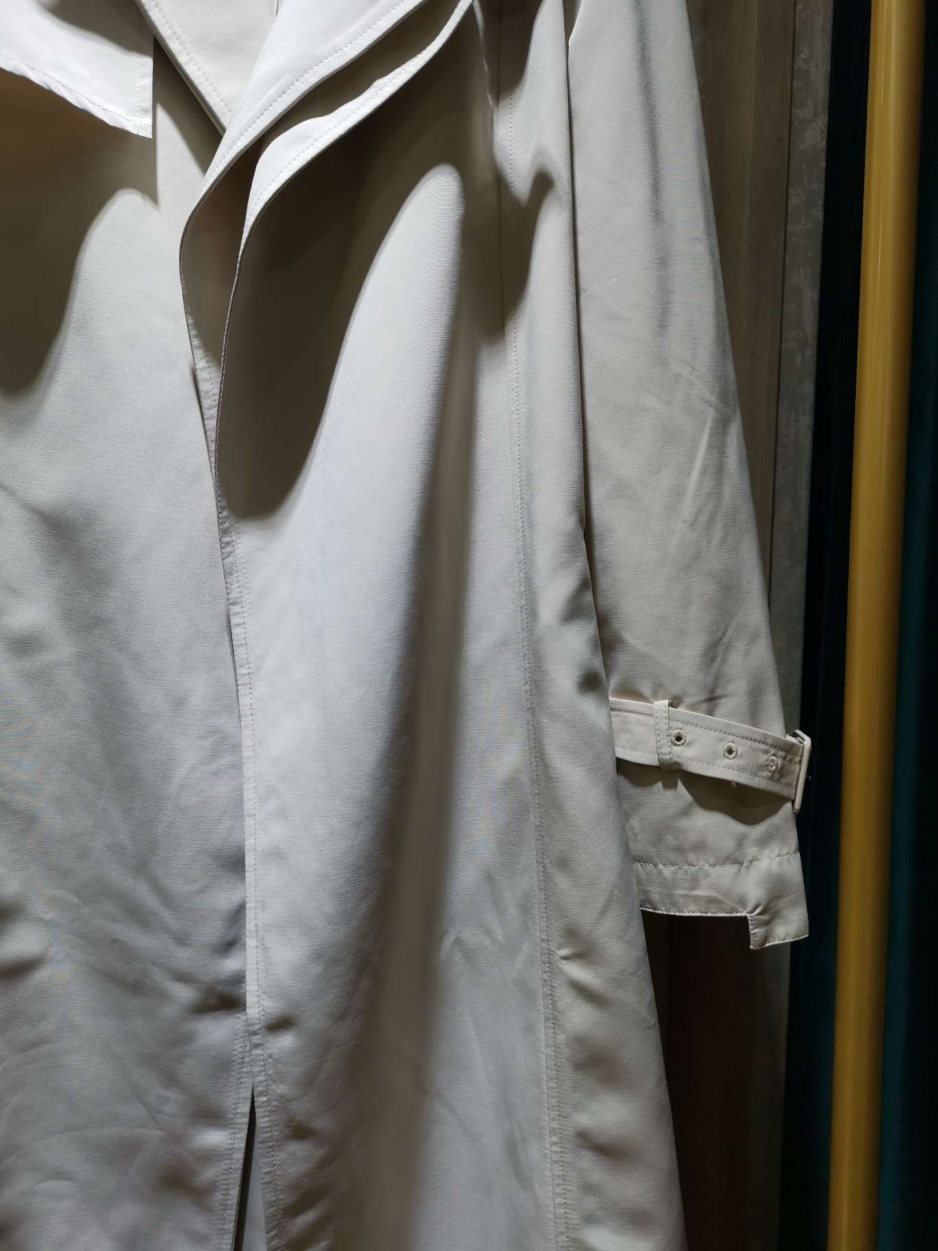 服装/女装/上衣产品图
