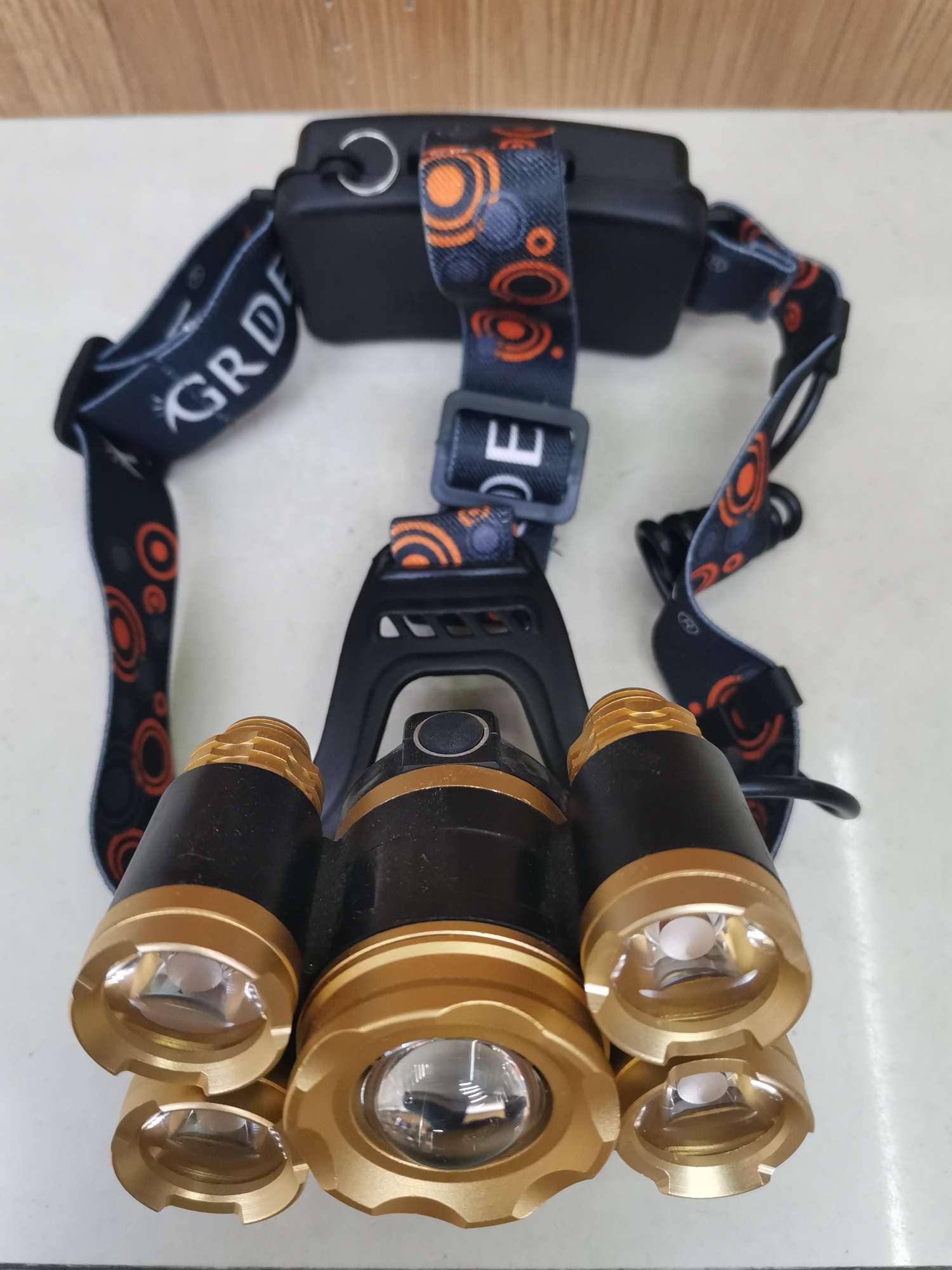 五灯头伸缩调焦强光头灯户外作业出行照明野外探险双锂电池充电LED头戴灯