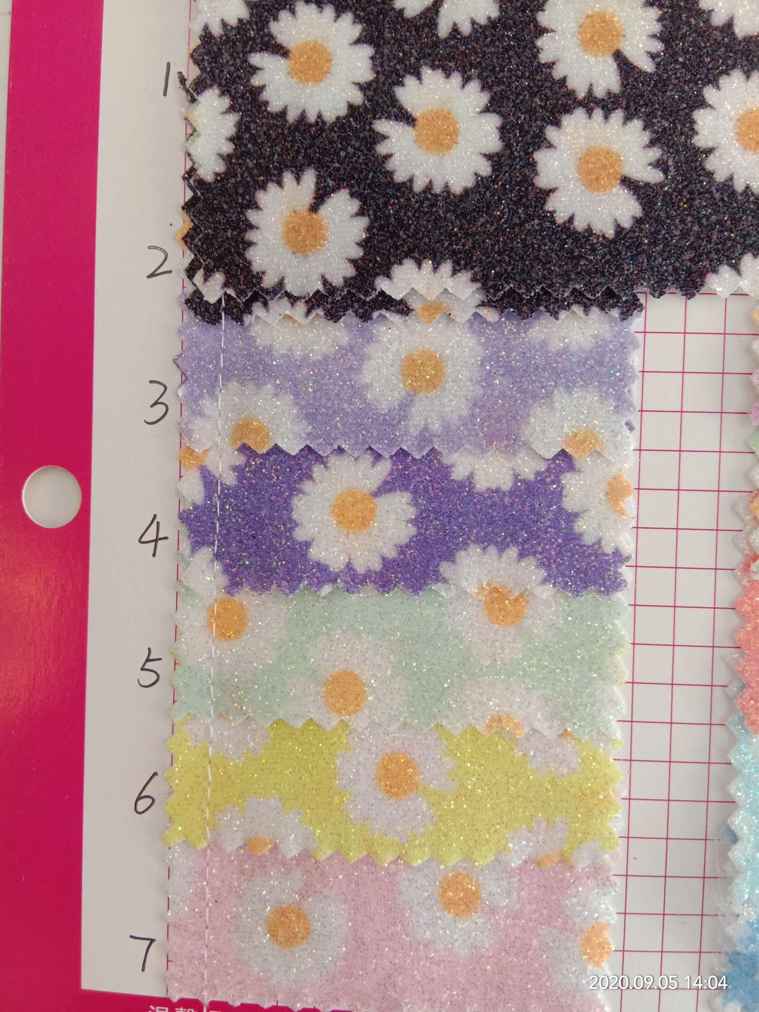 厂家直销格利特20022雏菊小菊花饰品箱包原材料白底实物图