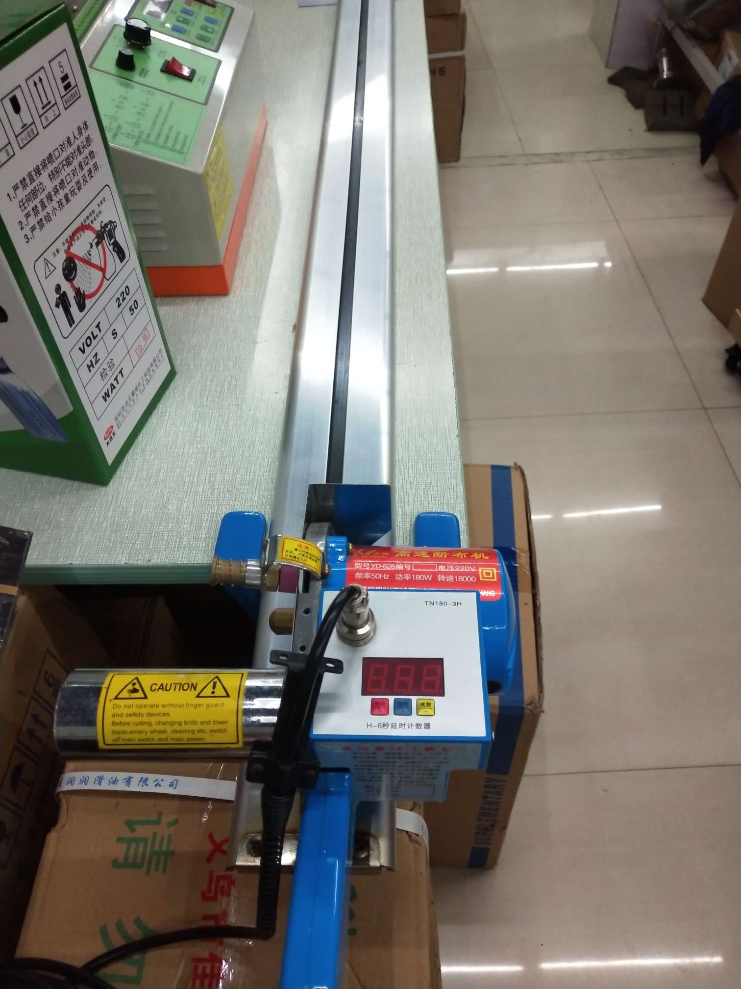 High-speed delayed track-type fabric cutting machine, LCD counting fabric cutting machine, high-power automatic knife grinding and fabric cutting tools detail image 2