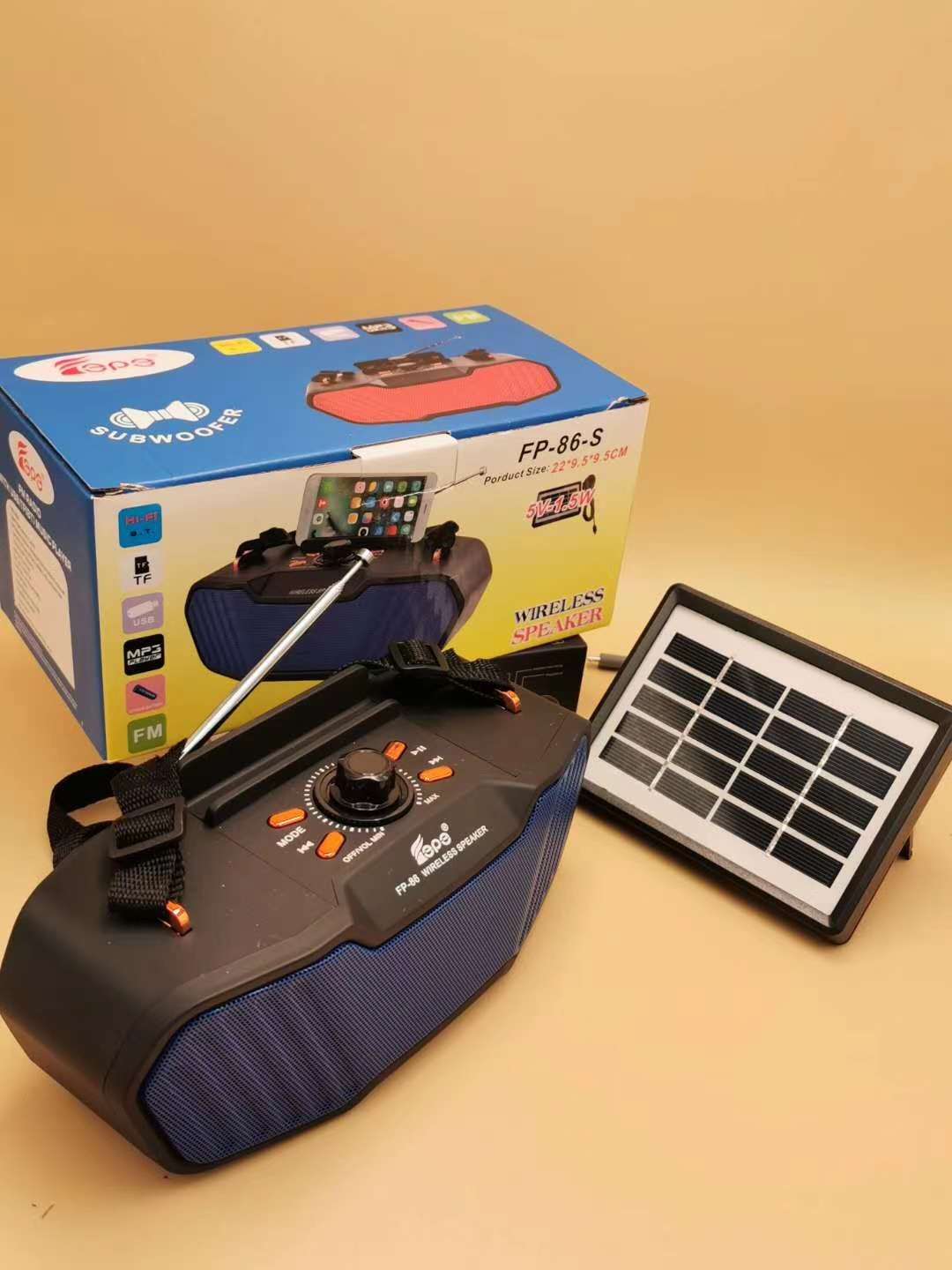 UsB with Bluetooth and radio Item Picture