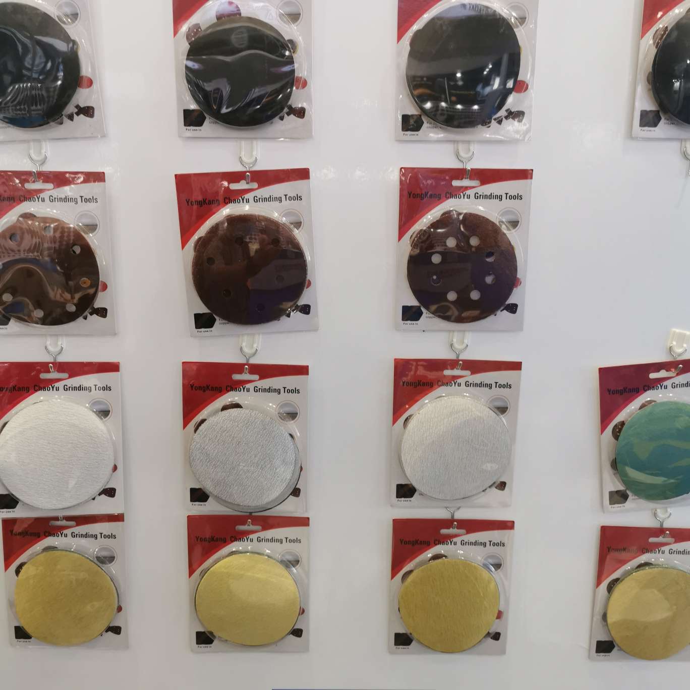 抛光轮，砂纸片，海绵抛光轮，各种各样的抛光用品。详情图6