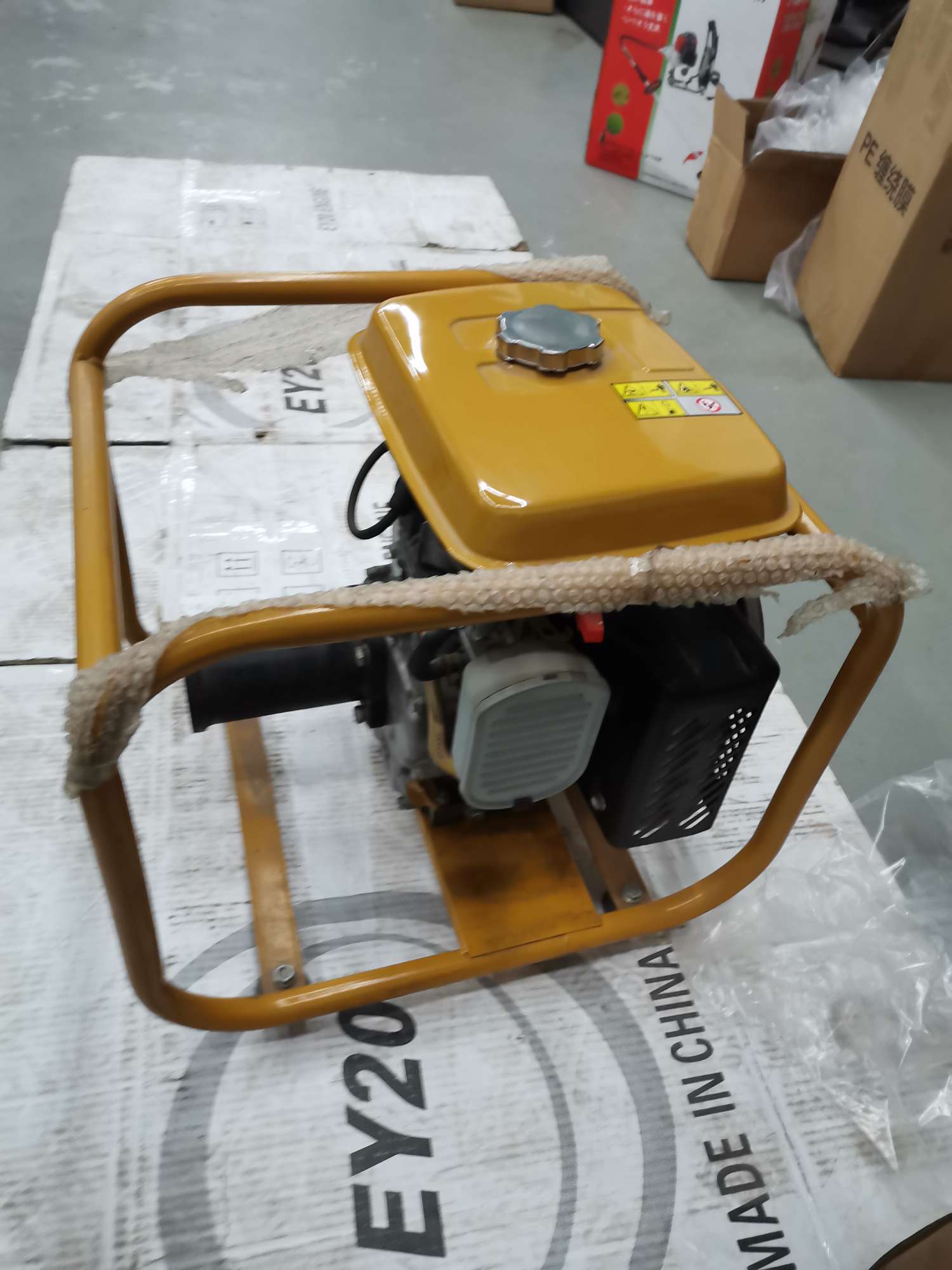 日式接头，罗宾动力固定架汽油振动器细节图