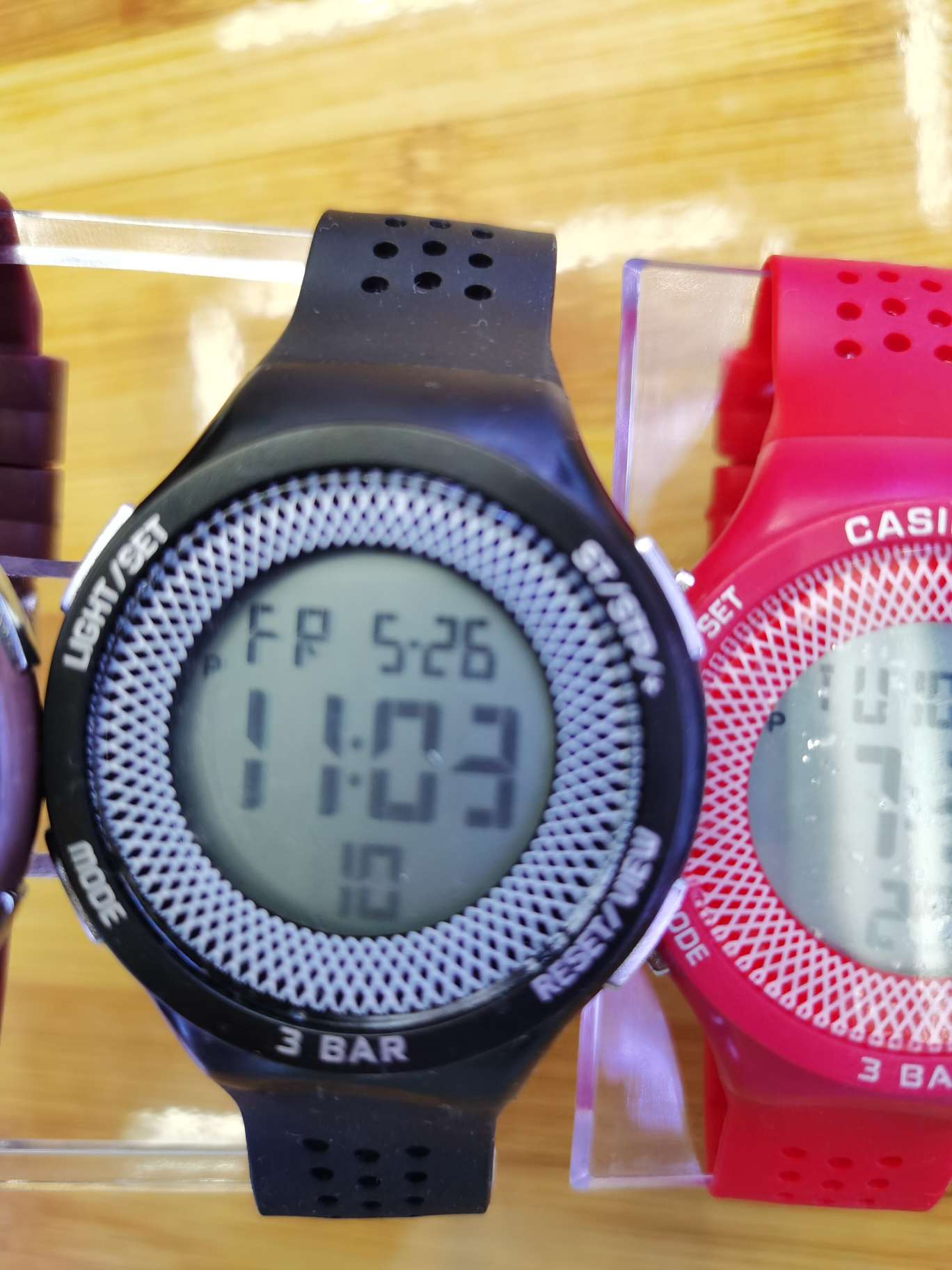 Waterproof electronic watch Specification image