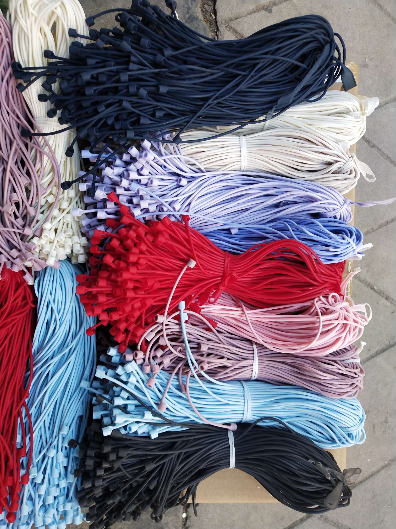 硅胶绳 蓝牙耳机防丢绳 裸装  硅胶材料上涨，下单询问价格