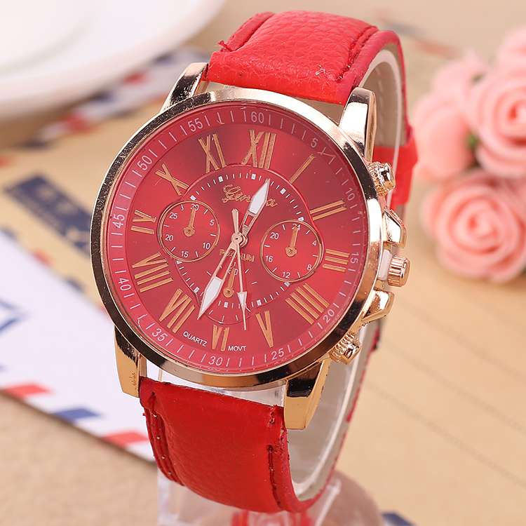 A best-selling fake three-eye double-layered leather strap fashionable women's quartz watch details Picture