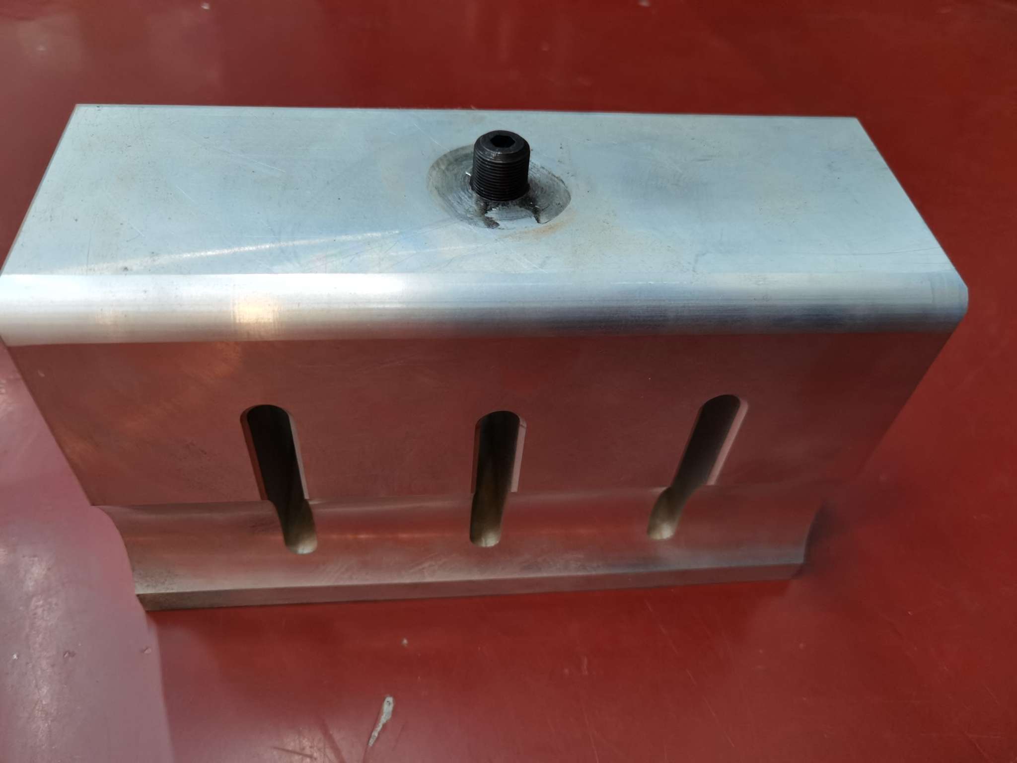 Large flat die