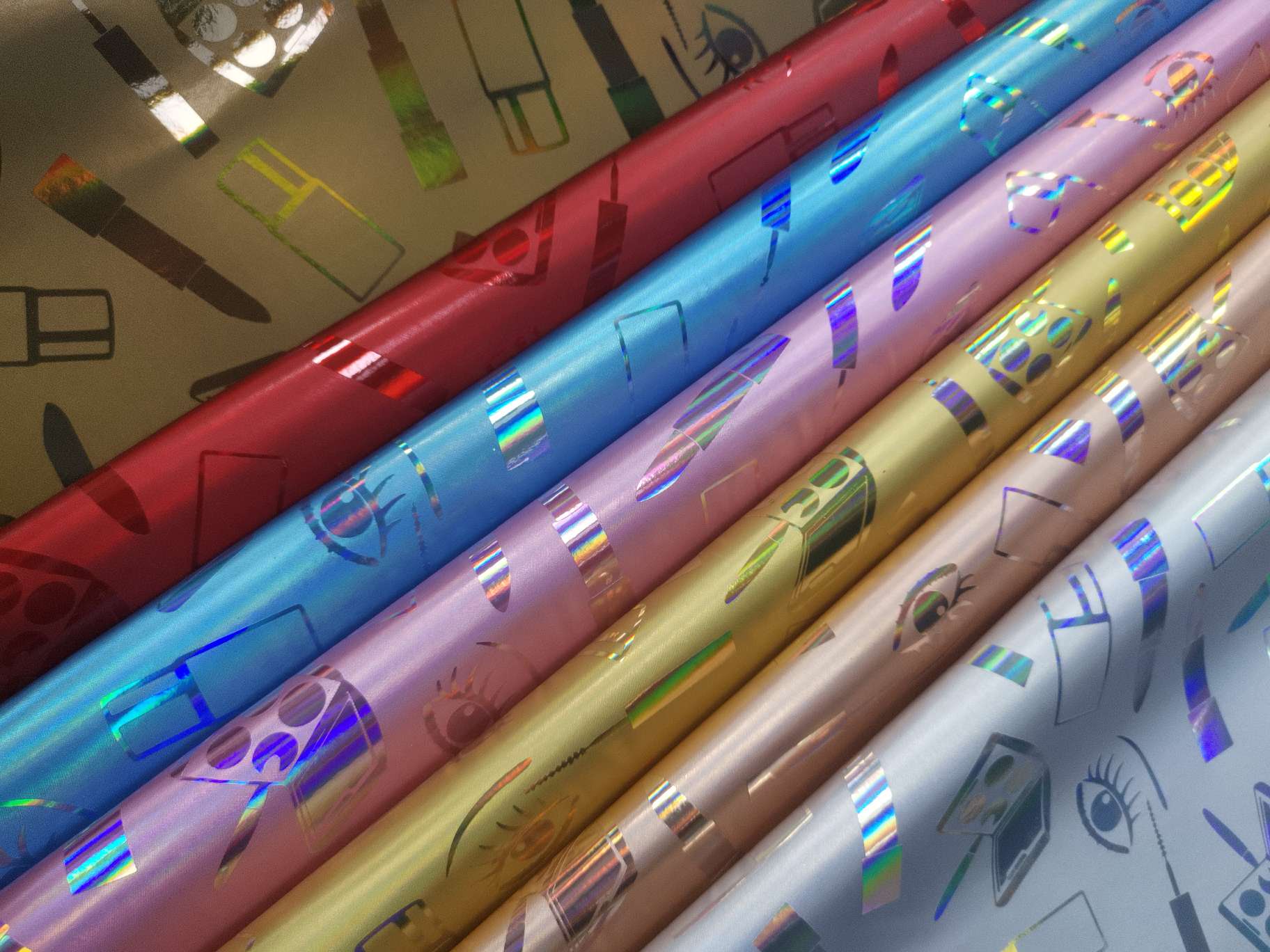 TPU high-gloss iridesy makeup boxes, lipsticks, bags, packaging, shoe materials, handbags Specification image