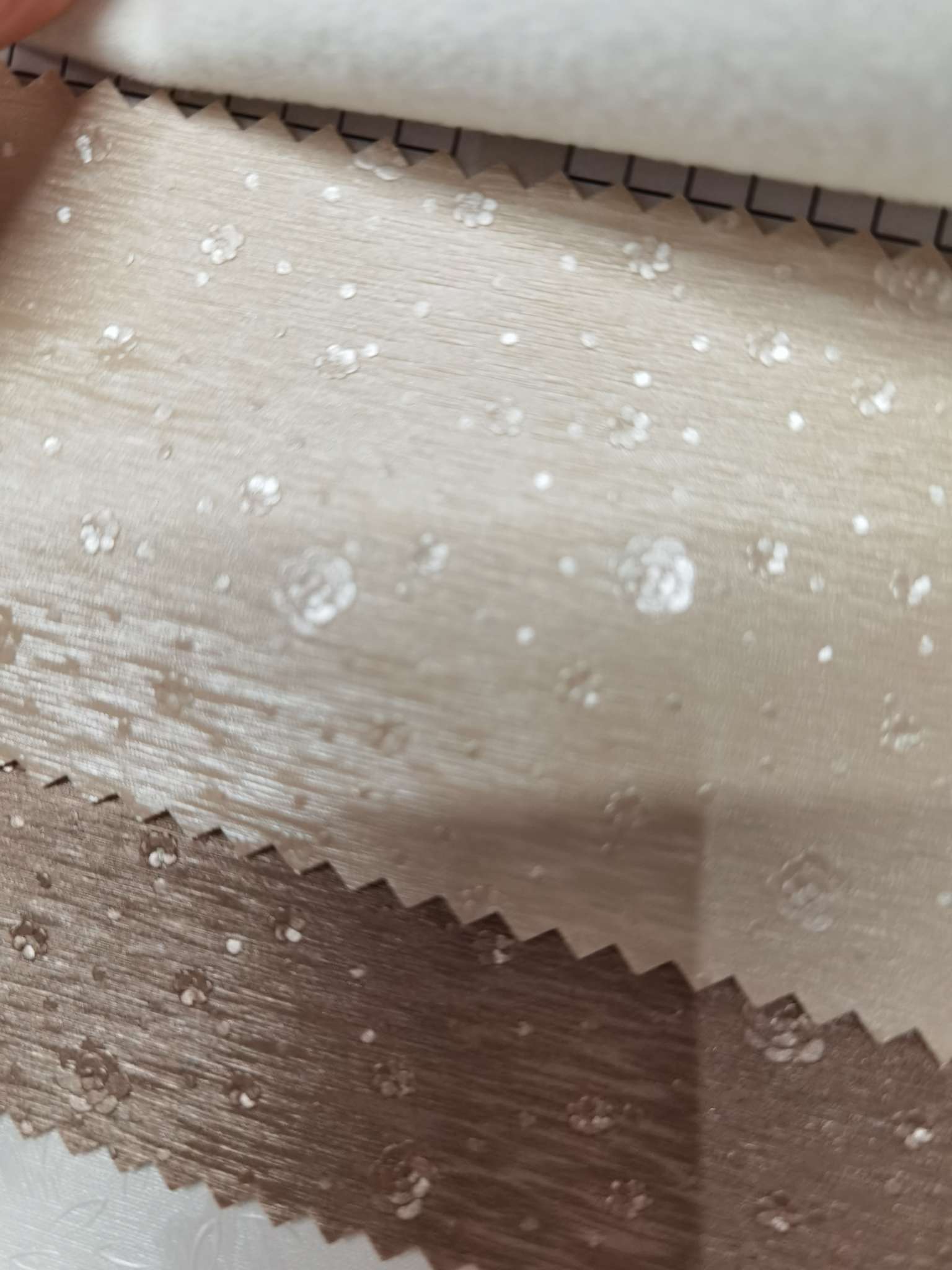 床头背景装饰软包皮革小玫瑰压花pu皮革细节图