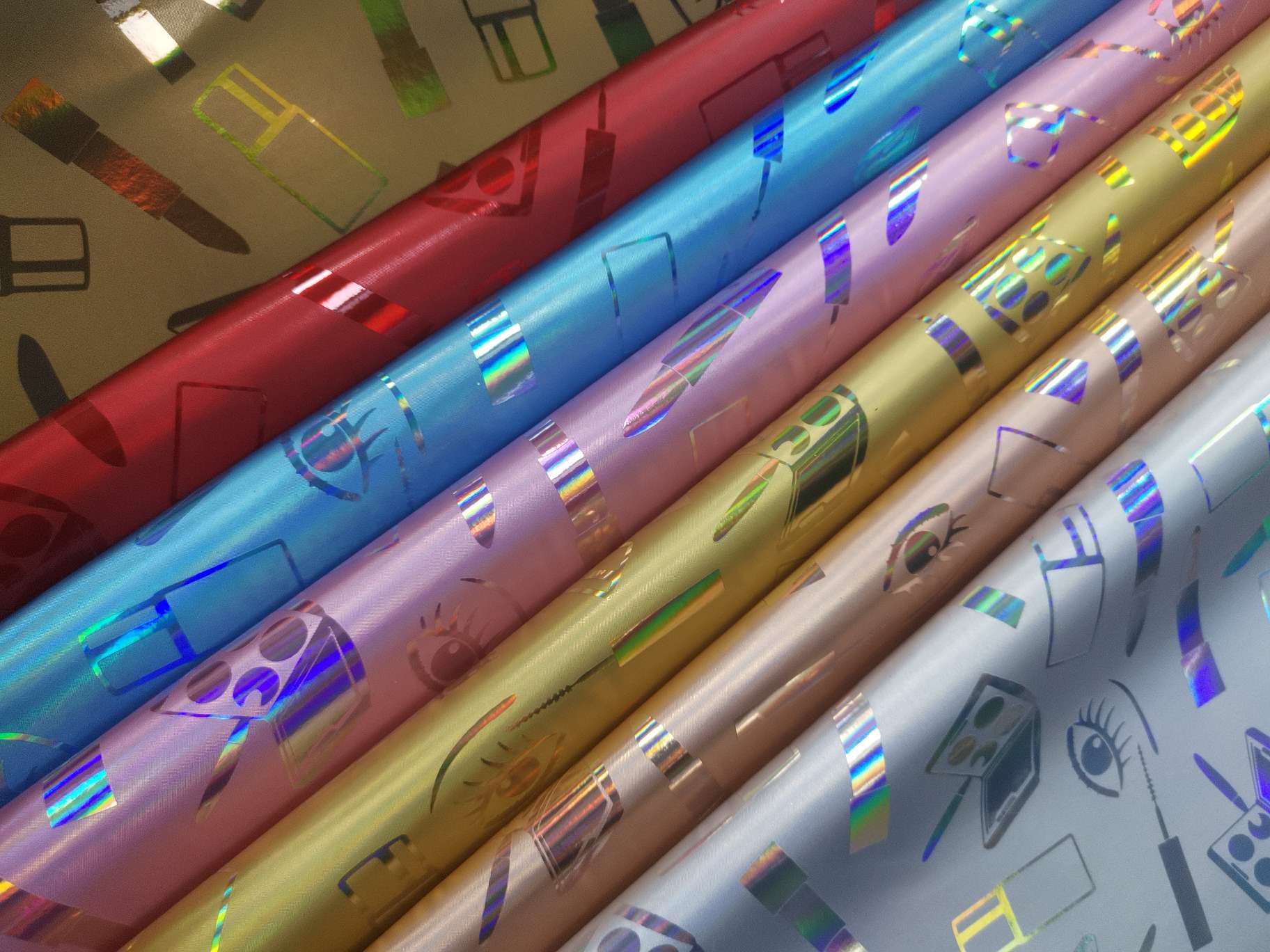 TPU high-gloss iridesy makeup boxes, lipsticks, bags, packaging, shoe materials, handbags details Picture