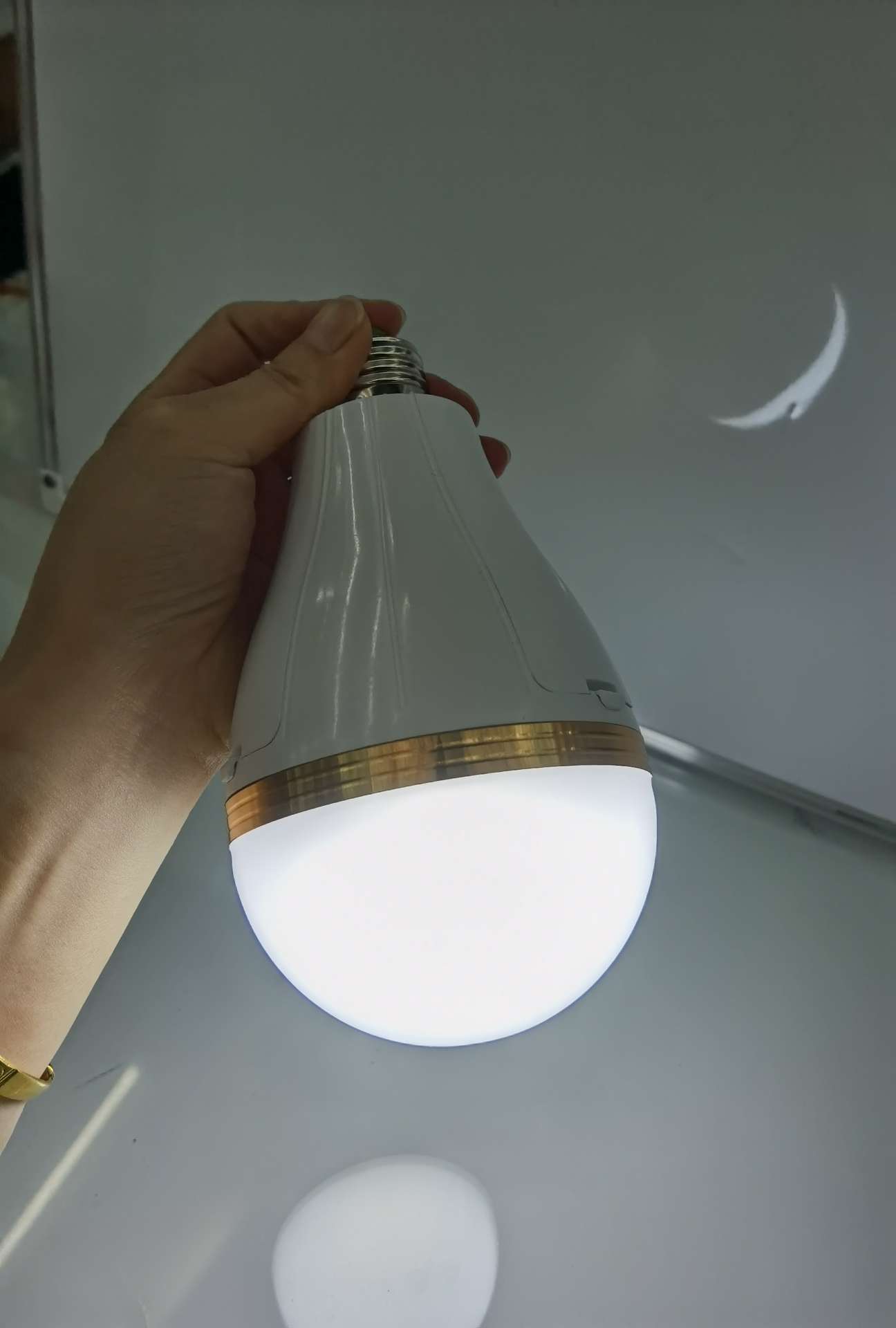 Battery of emergency light 3 Specification image