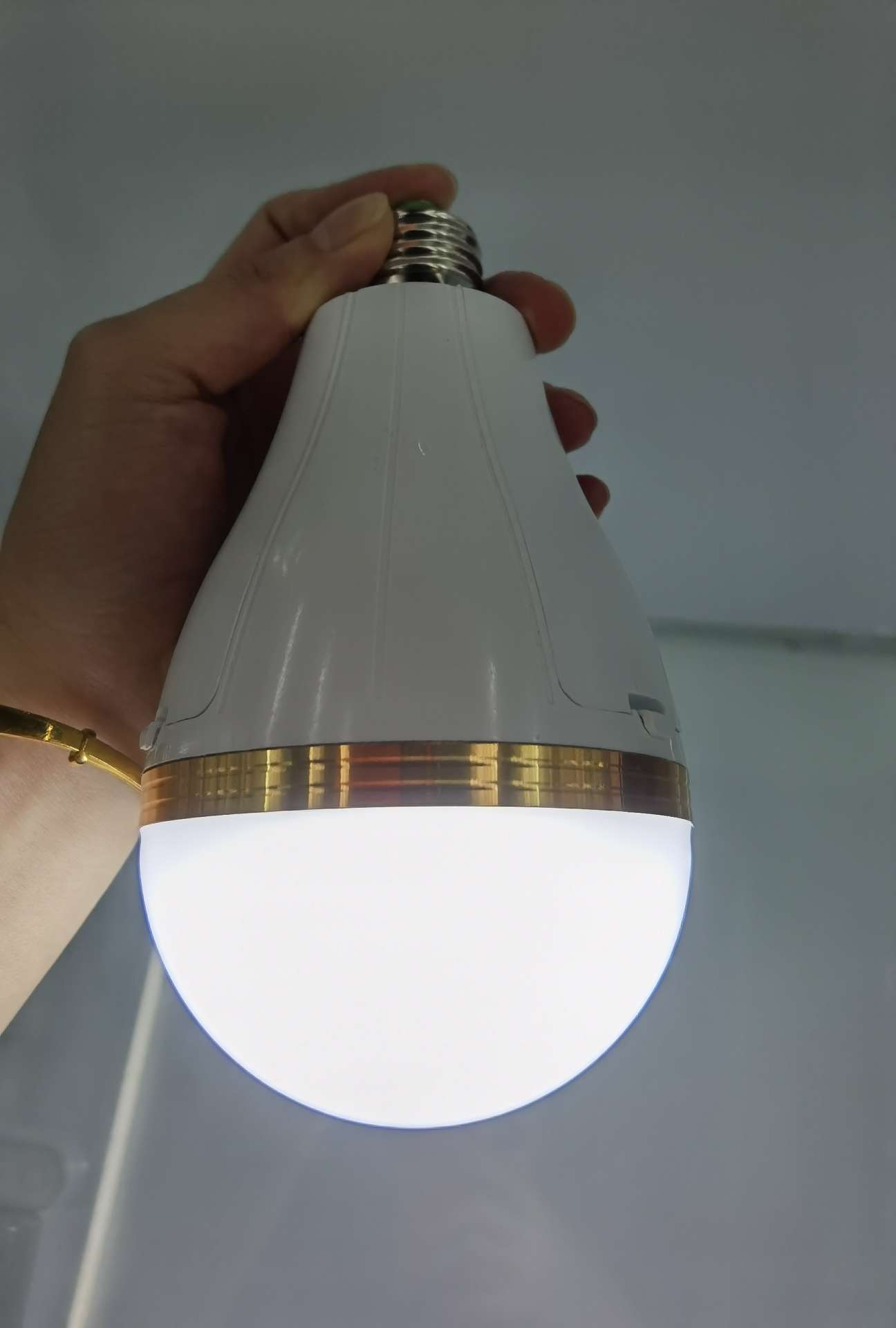 Battery of emergency light 3 Application Scenario