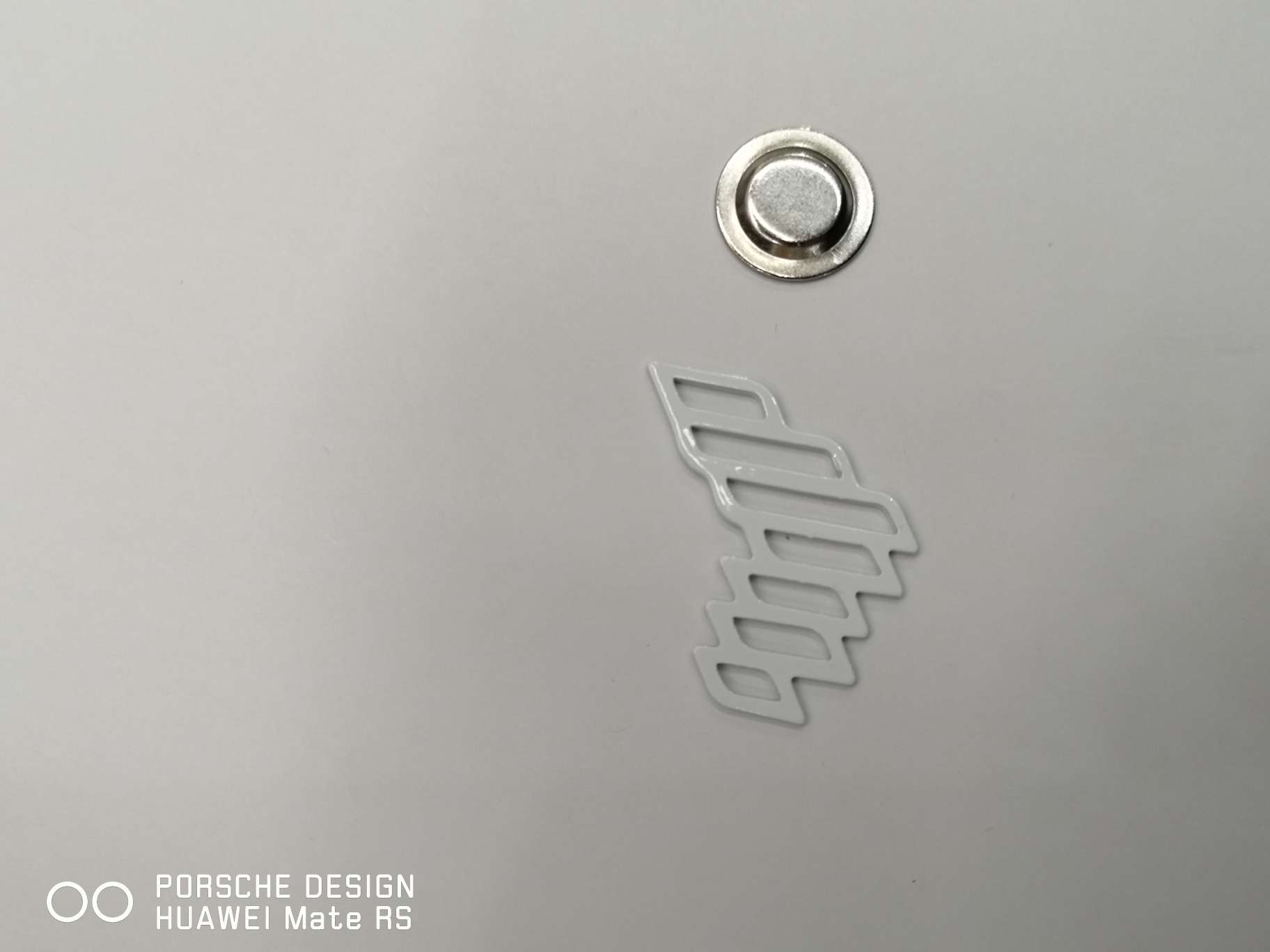 Dubai emblem, Dubai badge Specification image