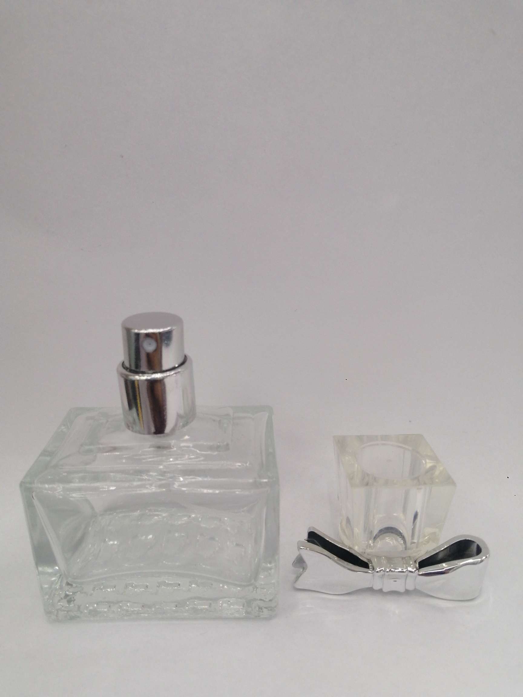 香水瓶 蝴蝶结 透明玻璃详情图1