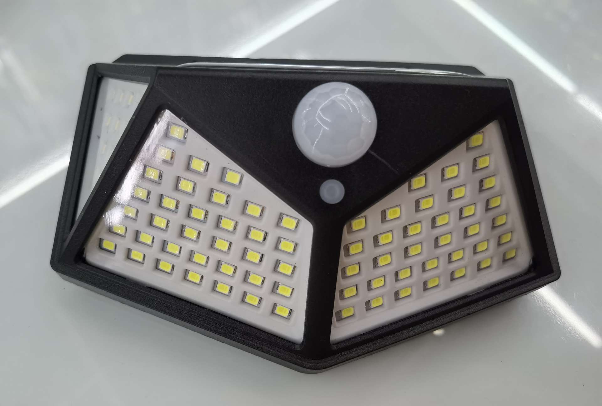 100 lamps of solar energy Application Scenario