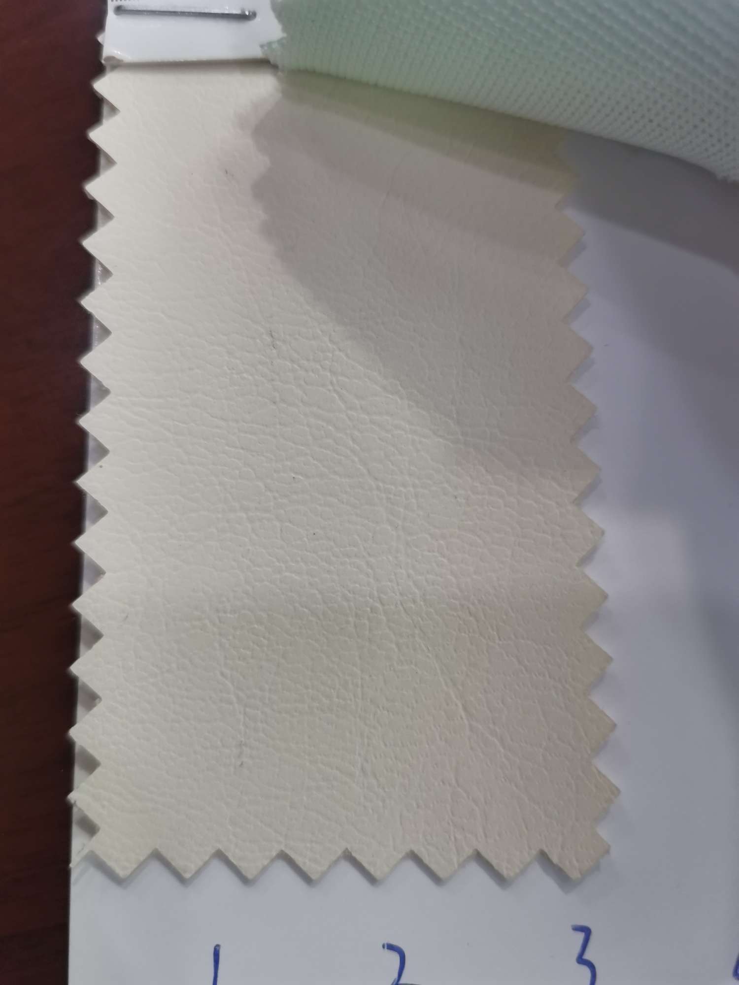 Factory direct sales of the best-selling new XYYE001-1 leather, with large stock of high, medium and low-end luggage, sofa, shoe materials and fabrics details Picture