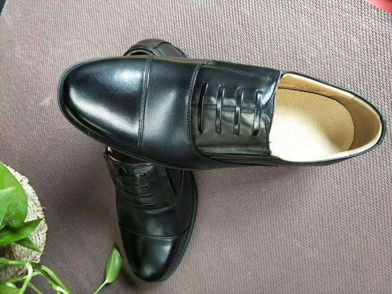 定制批发07三接头皮鞋商务正装男士单鞋校尉士官真皮男鞋 37-46码，无45码详情图4