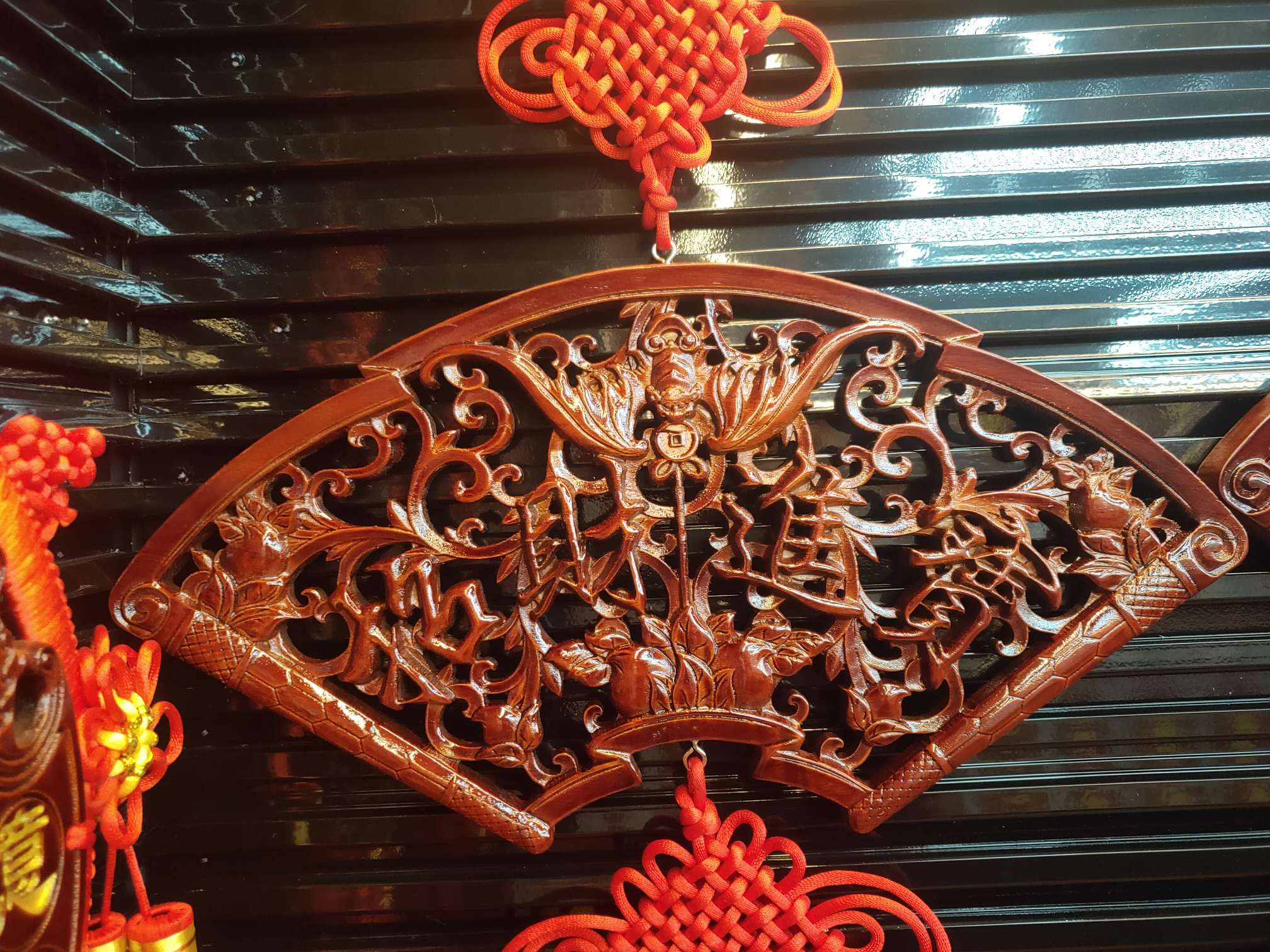 National trend fan-shaped wood carving pendant pic 5