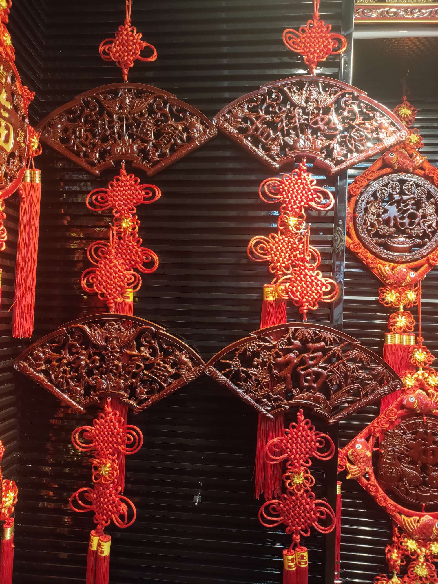 National trend fan-shaped wood carving pendant undefined