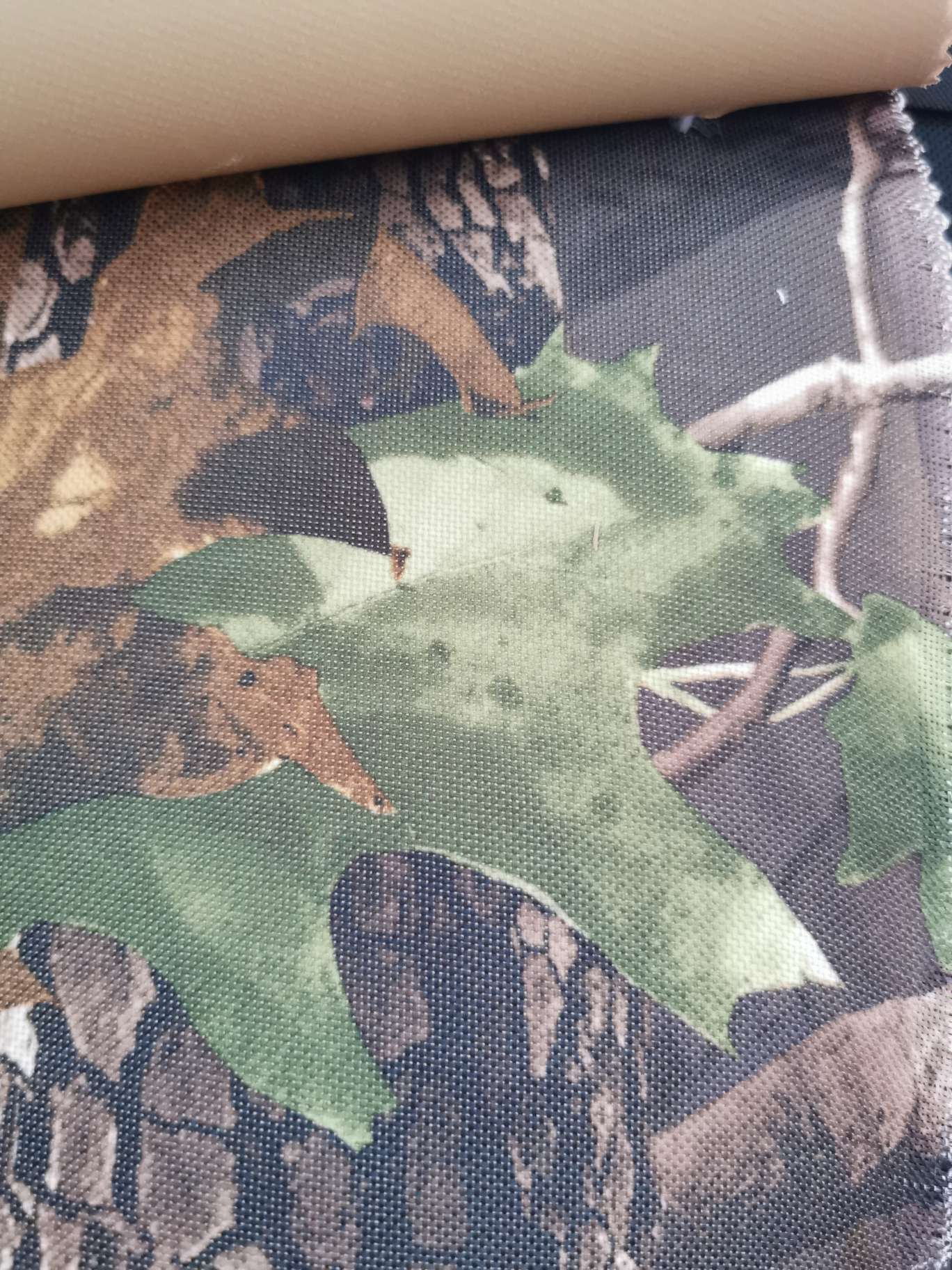 600D牛津布树叶迷彩