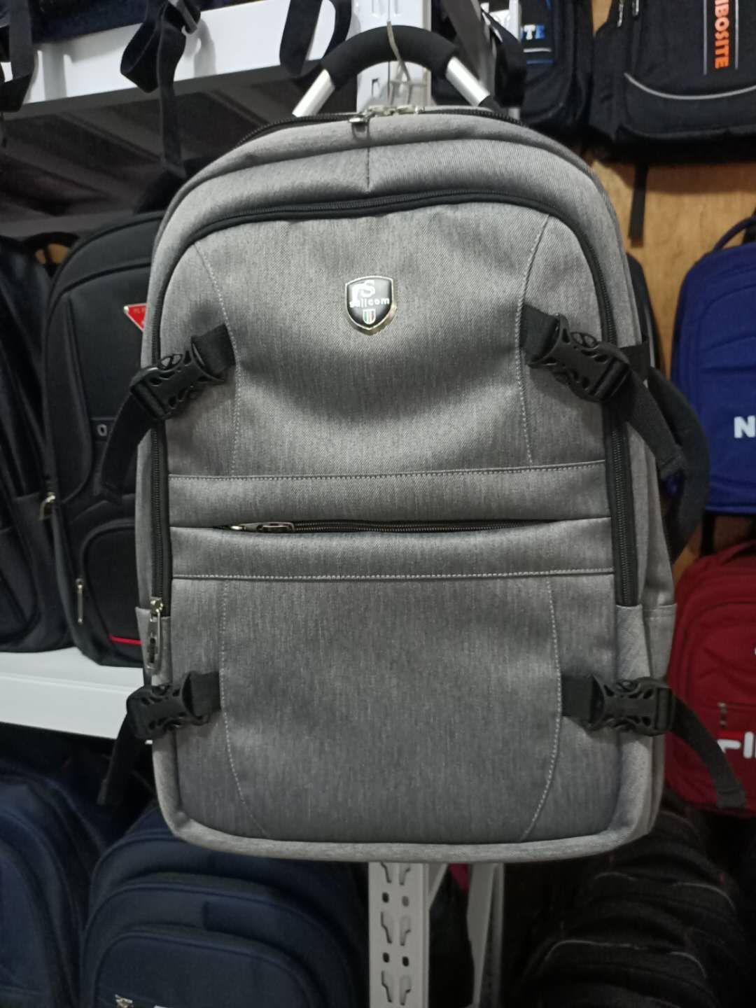 高档电脑包数据线