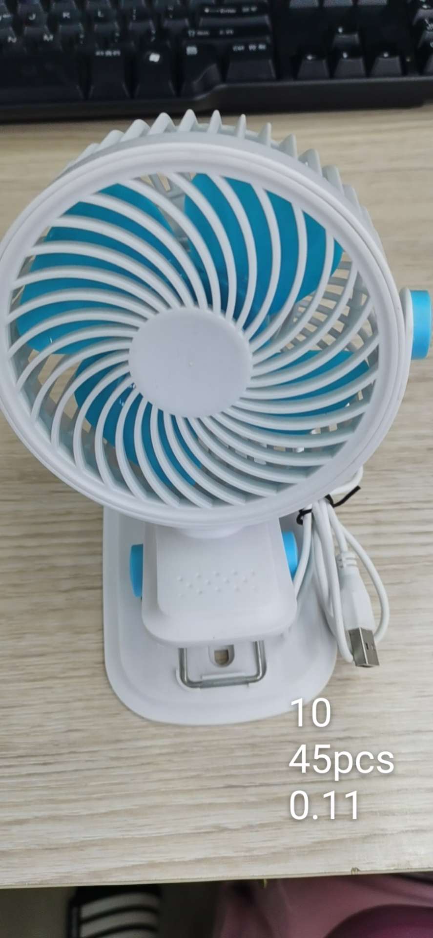 USP clip fan thumbnail