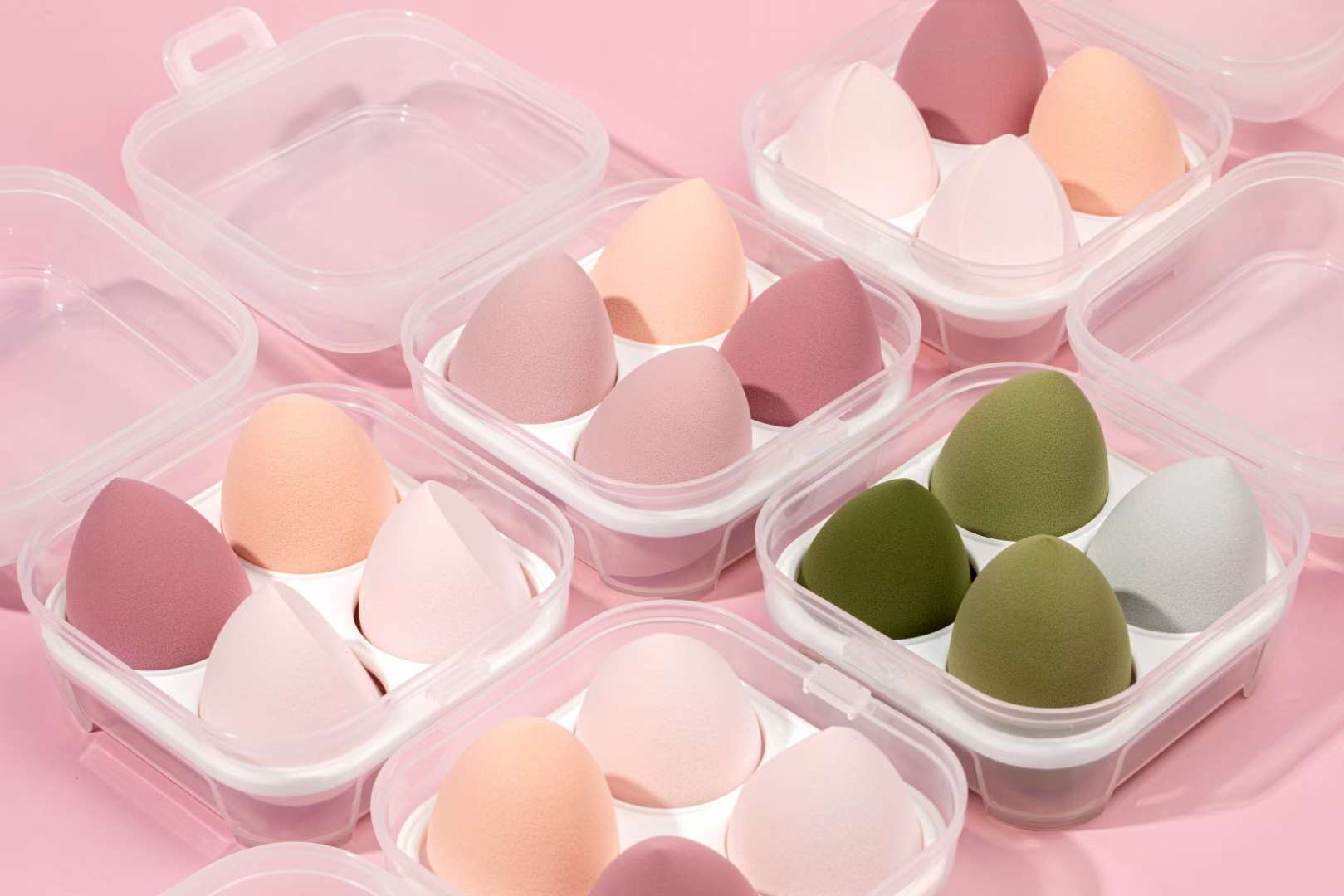 1 piece of new dust-proof covered beauty egg box, makeup ball, makeup egg storage rack, powder puff, sponge desktop storage box. No makeup egg, 1 piece Item Picture