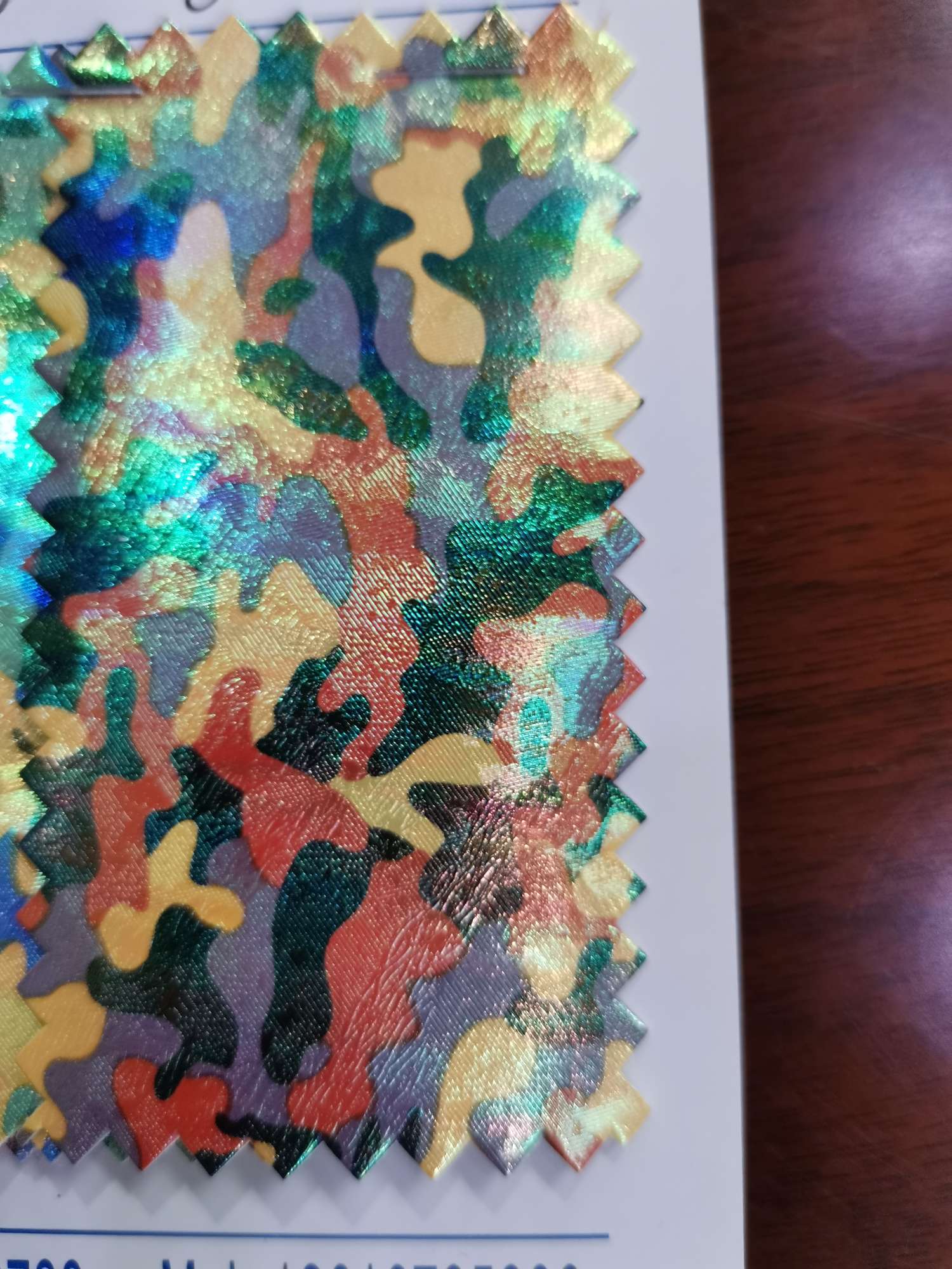 厂家直销热销新款   丛林迷彩—8  皮革大量现货高中低档箱包沙发鞋材面料