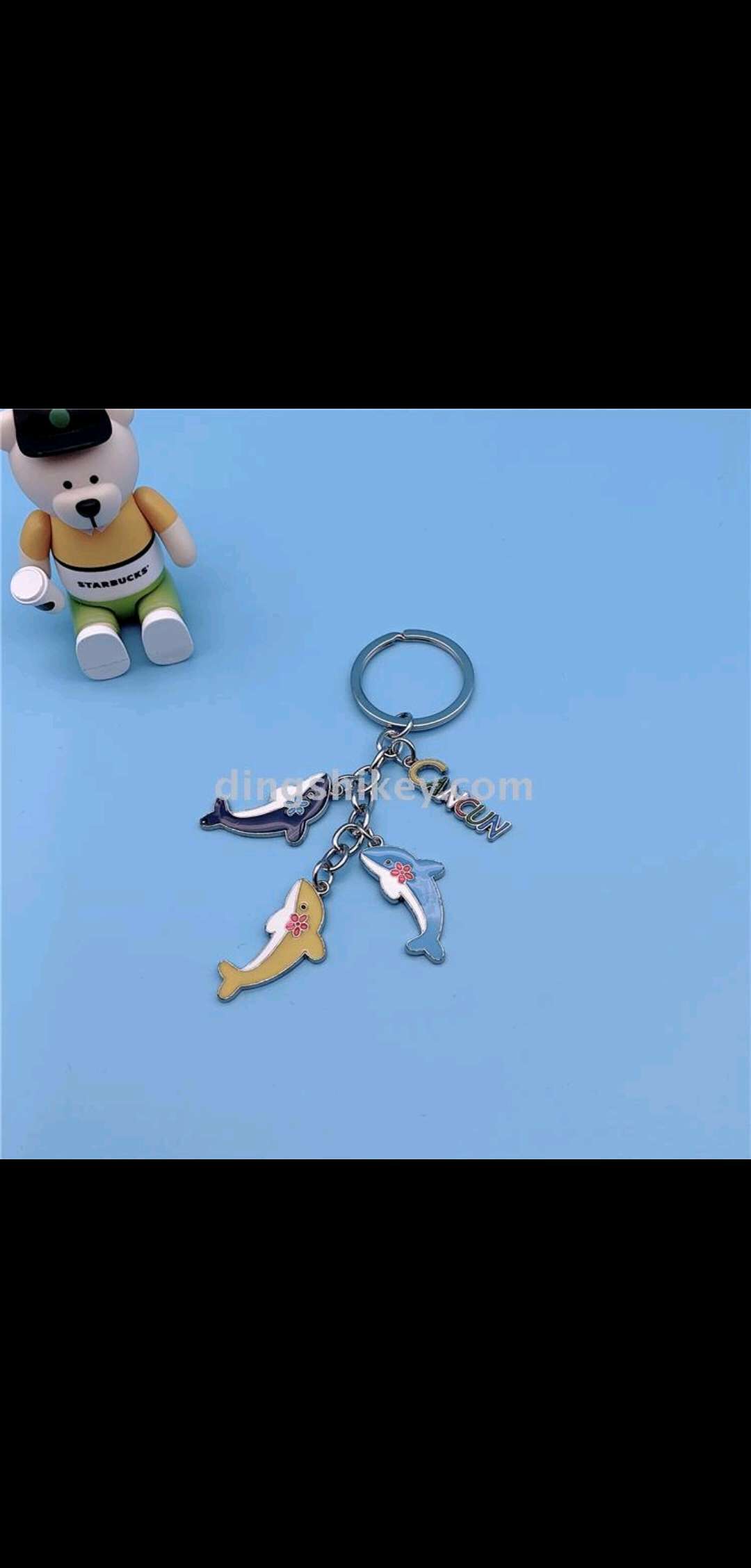 Three little fish 🐠 zinc alloy keychain detail image 3