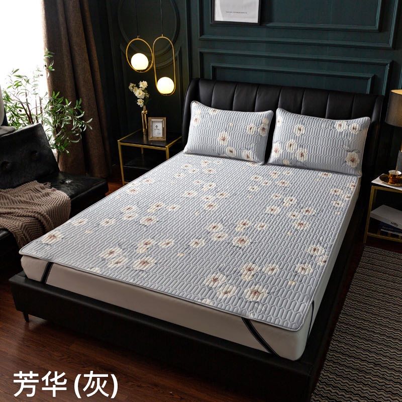 Three-Piece Latex Mat Set